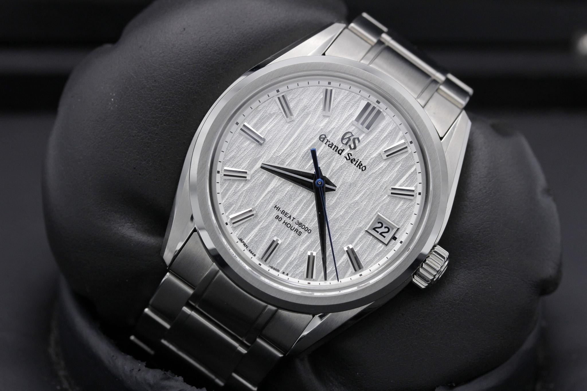 Watch Image 9