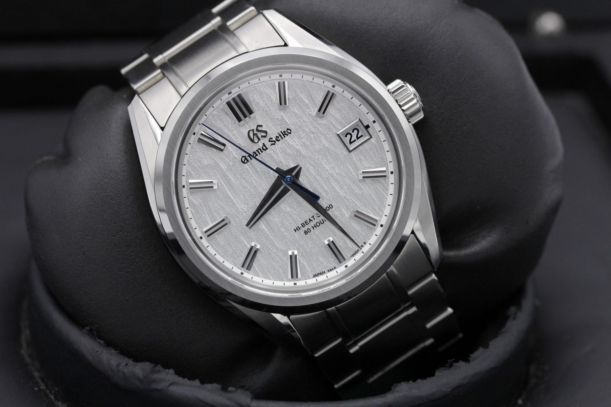 Watch Image 8