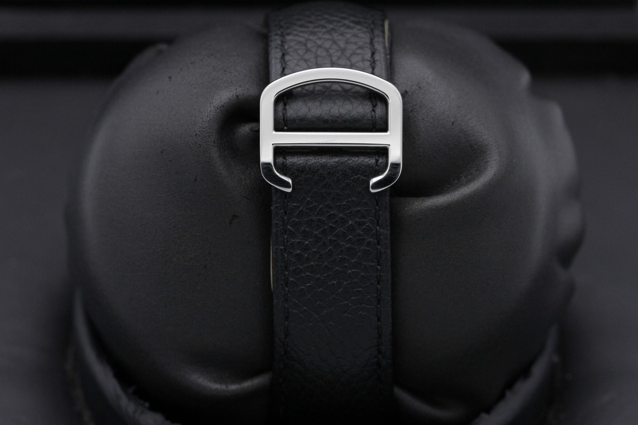 Watch Image 8