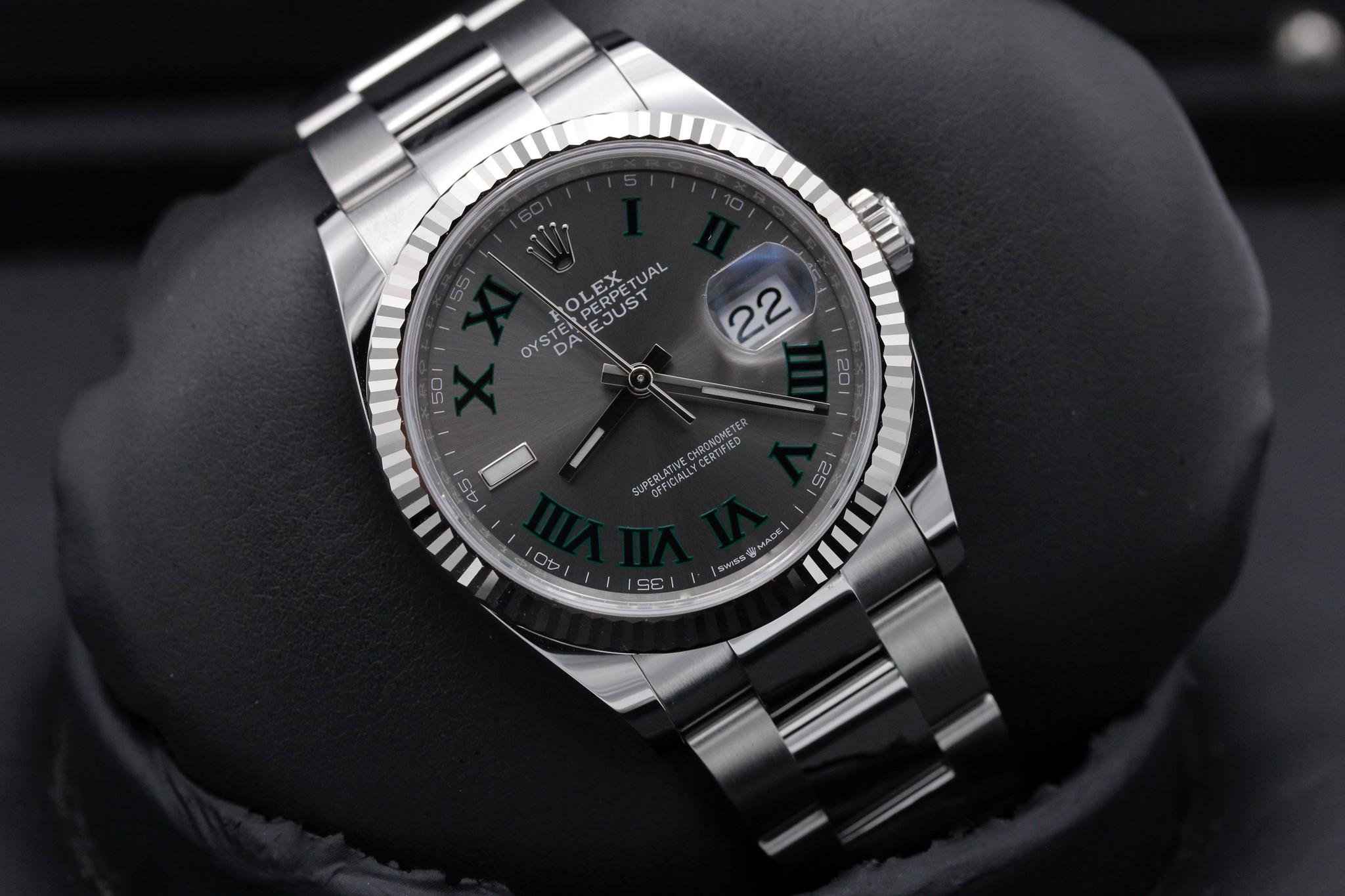 Watch Image 9