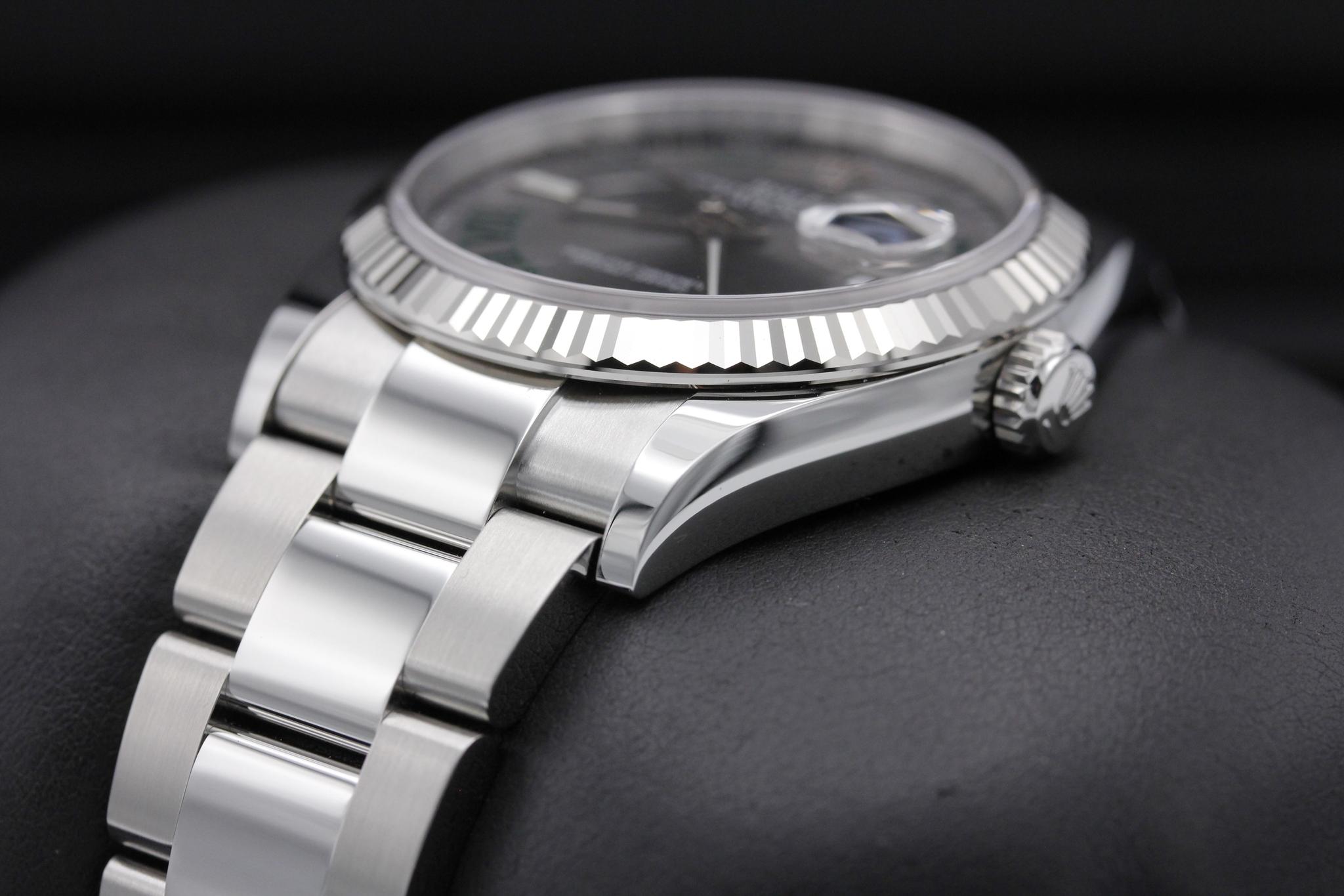Watch Image 2