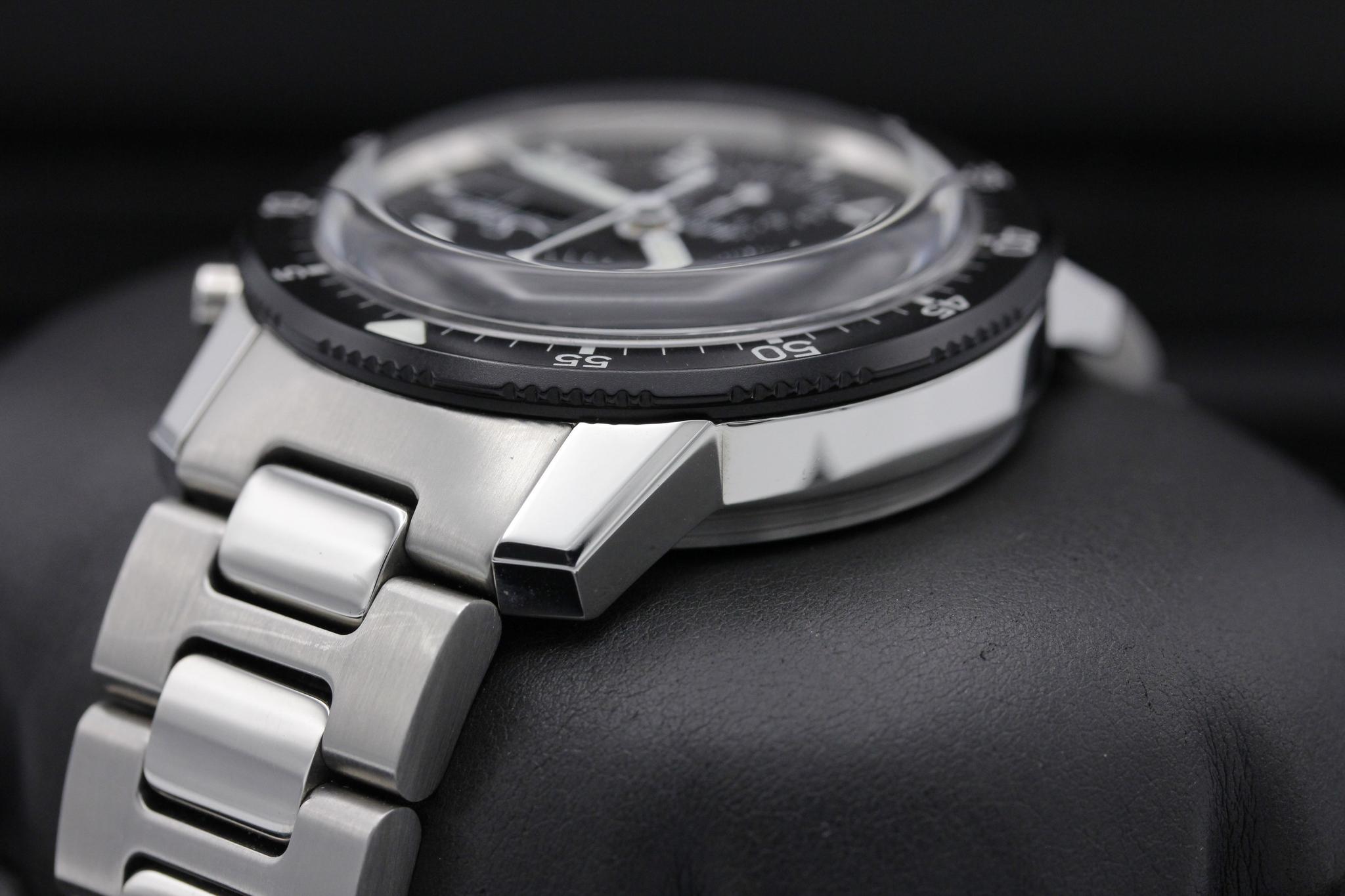 Watch Image 5
