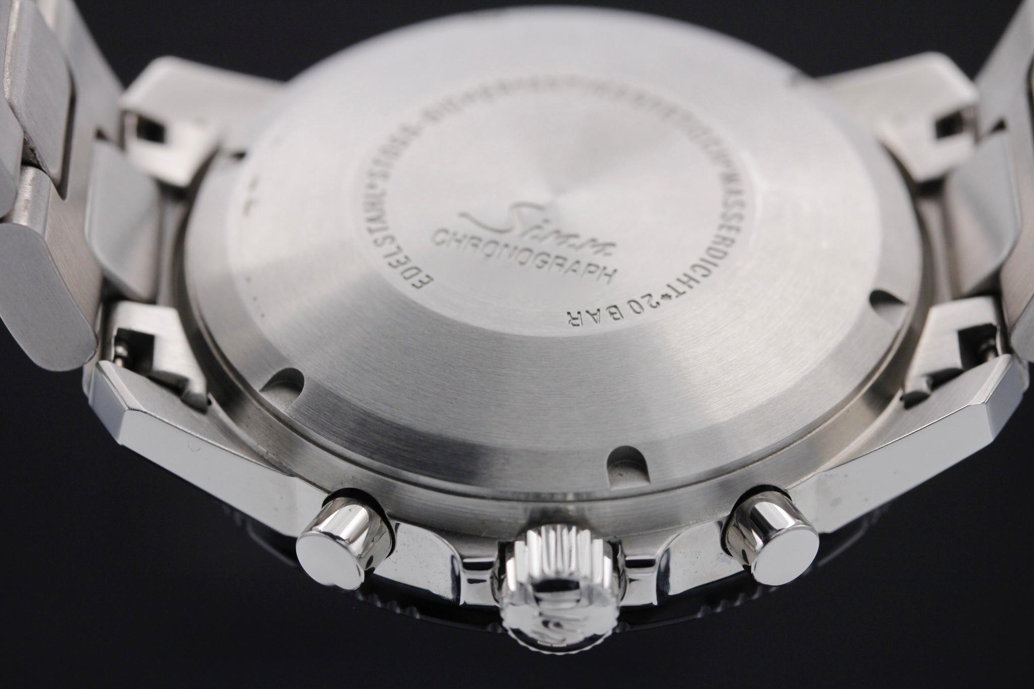 Watch Image 7