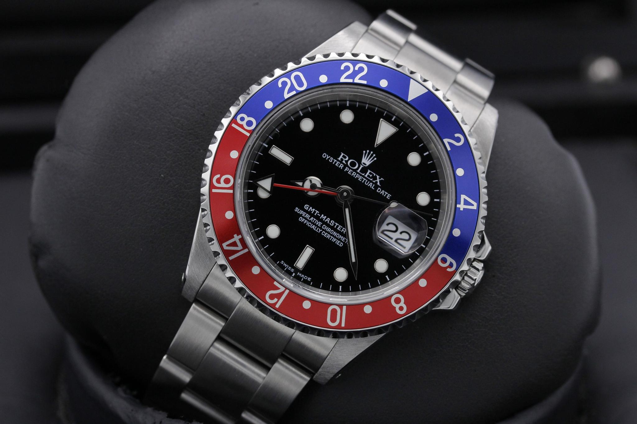 Watch Image 10