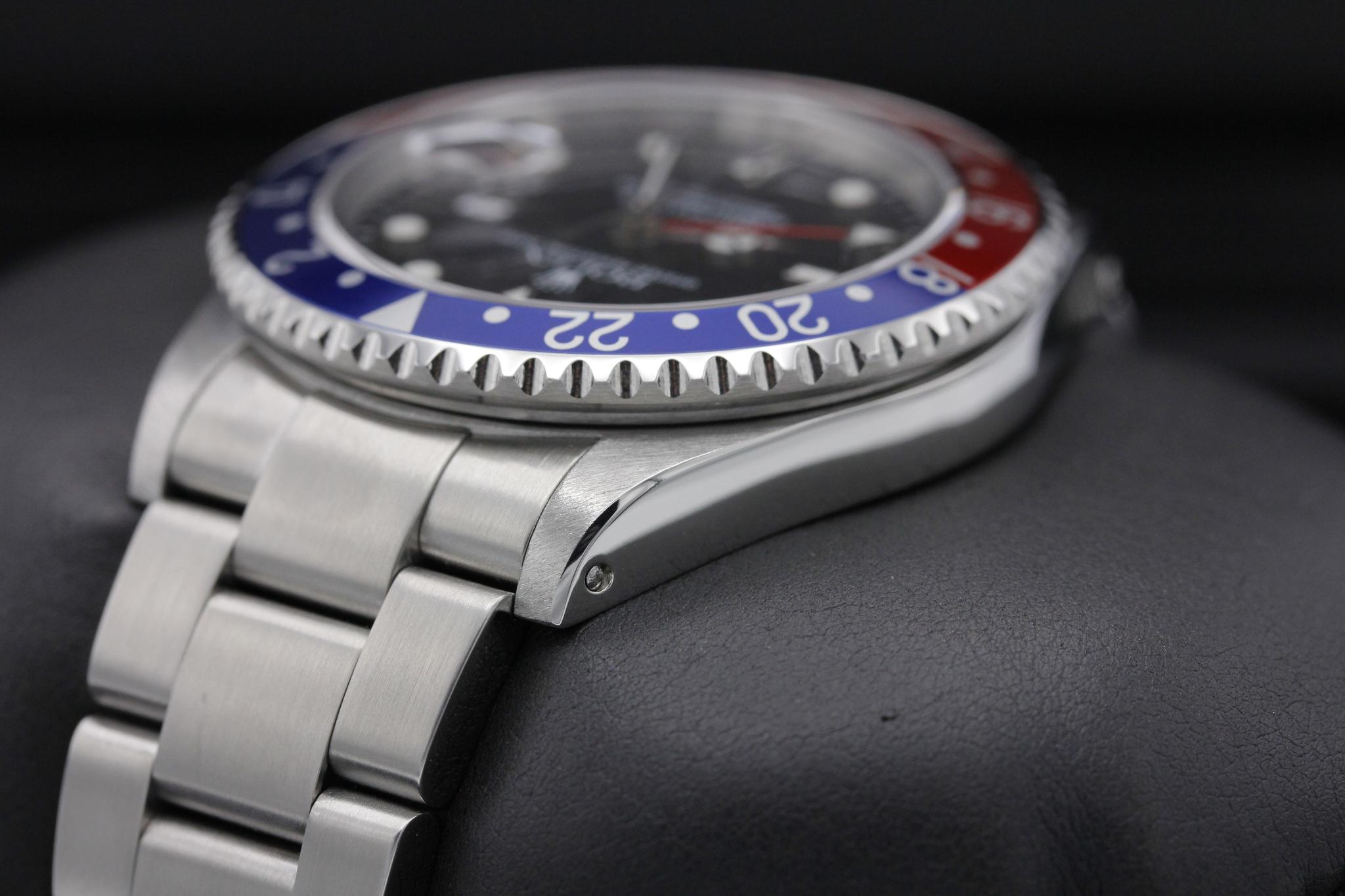 Watch Image 5