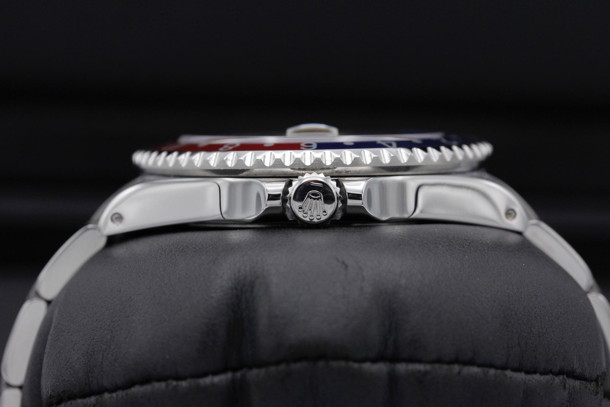 Watch Image 3