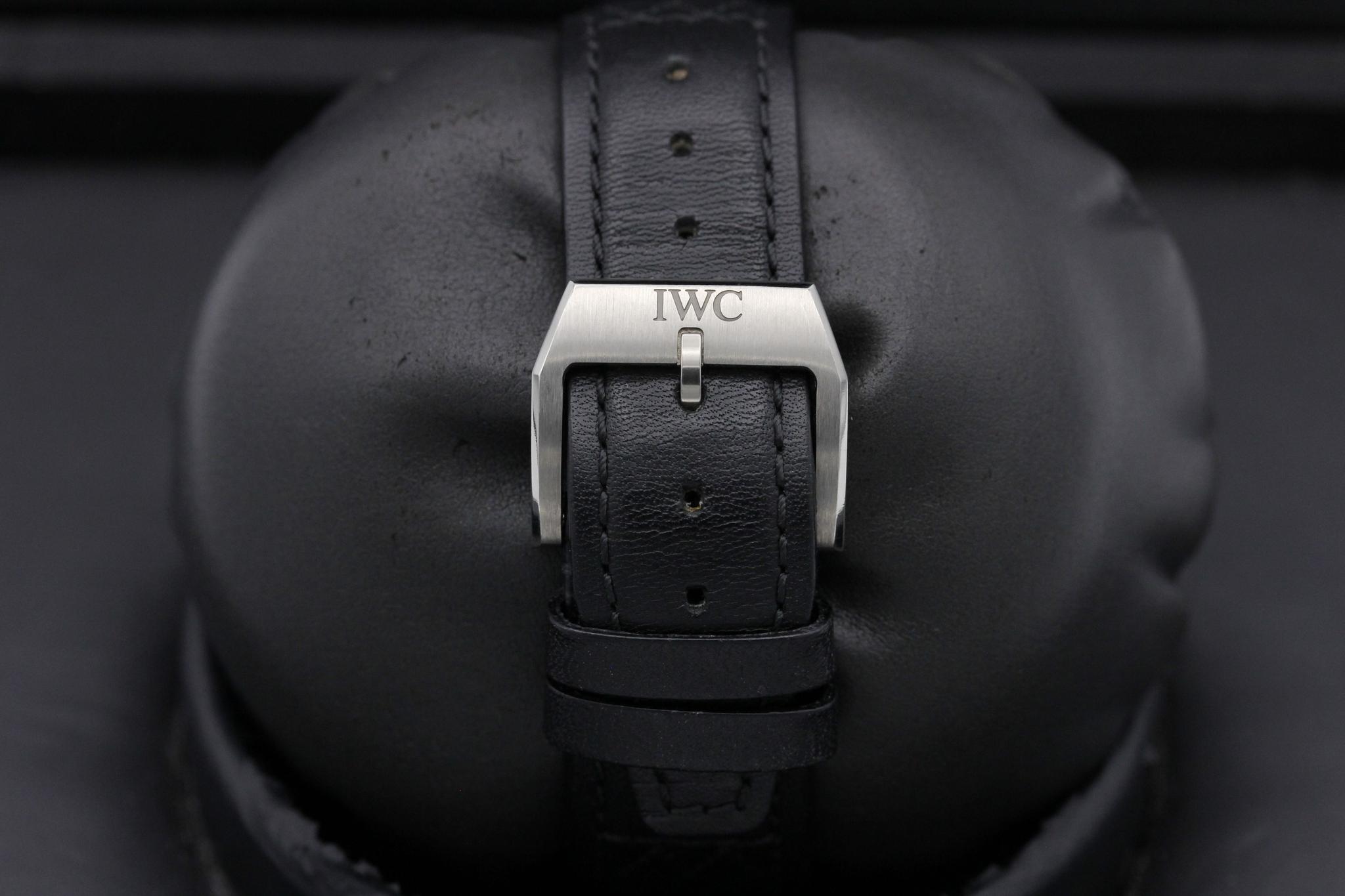 Watch Image 8