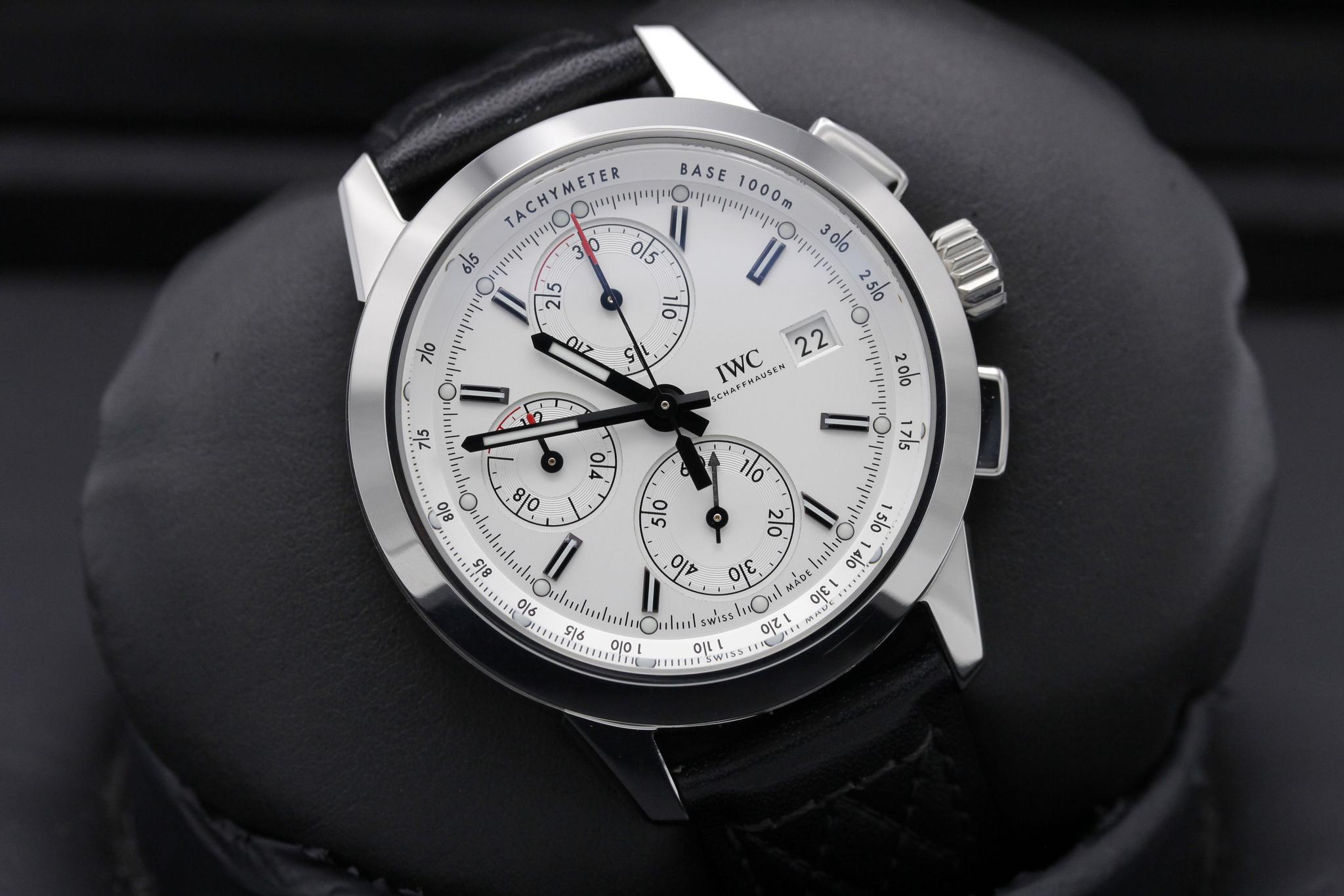 Watch Image 9