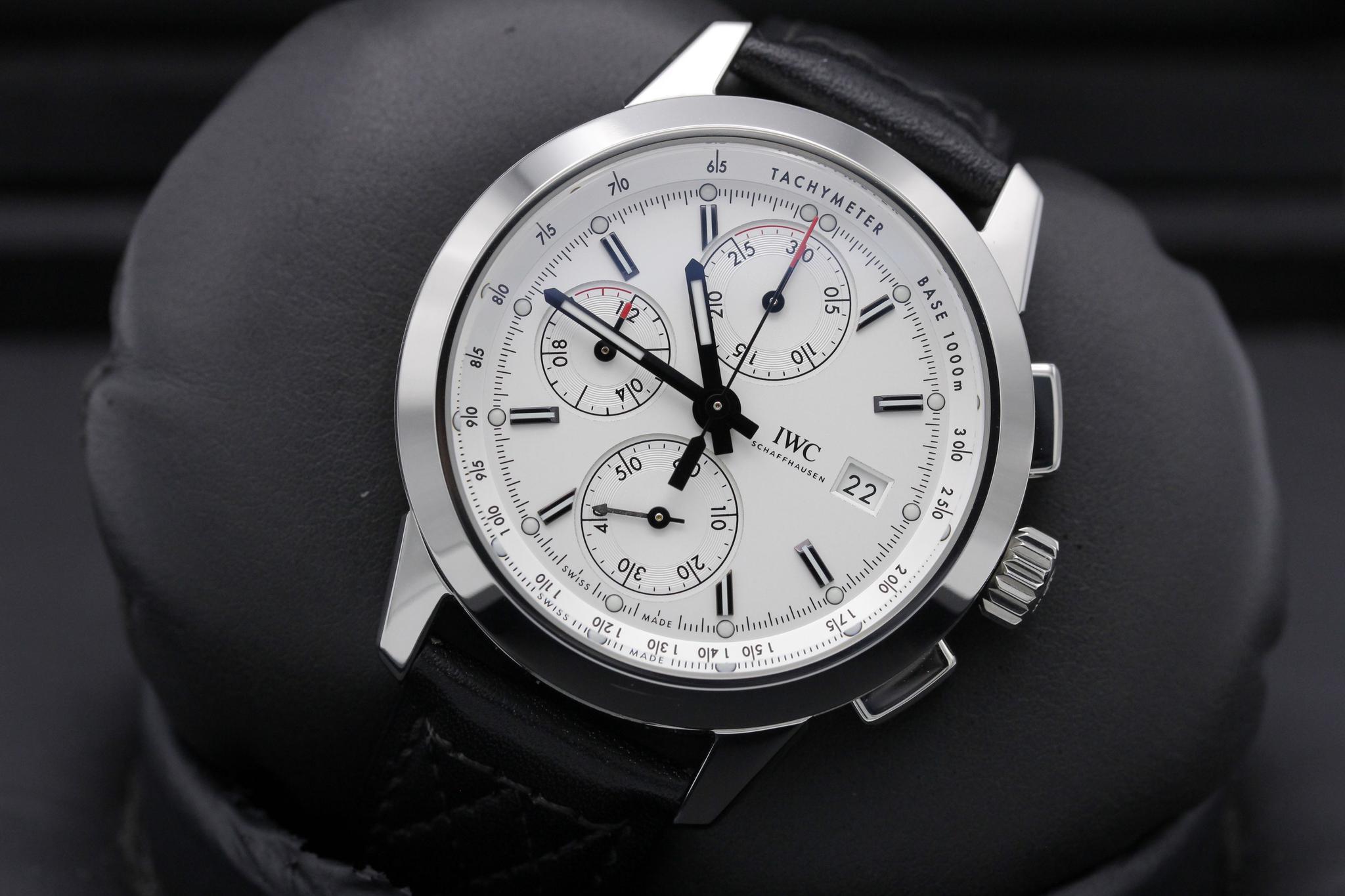 Watch Image 10
