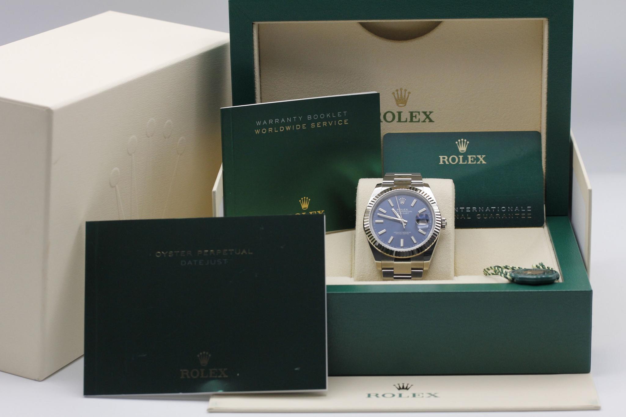 Watch Image 11
