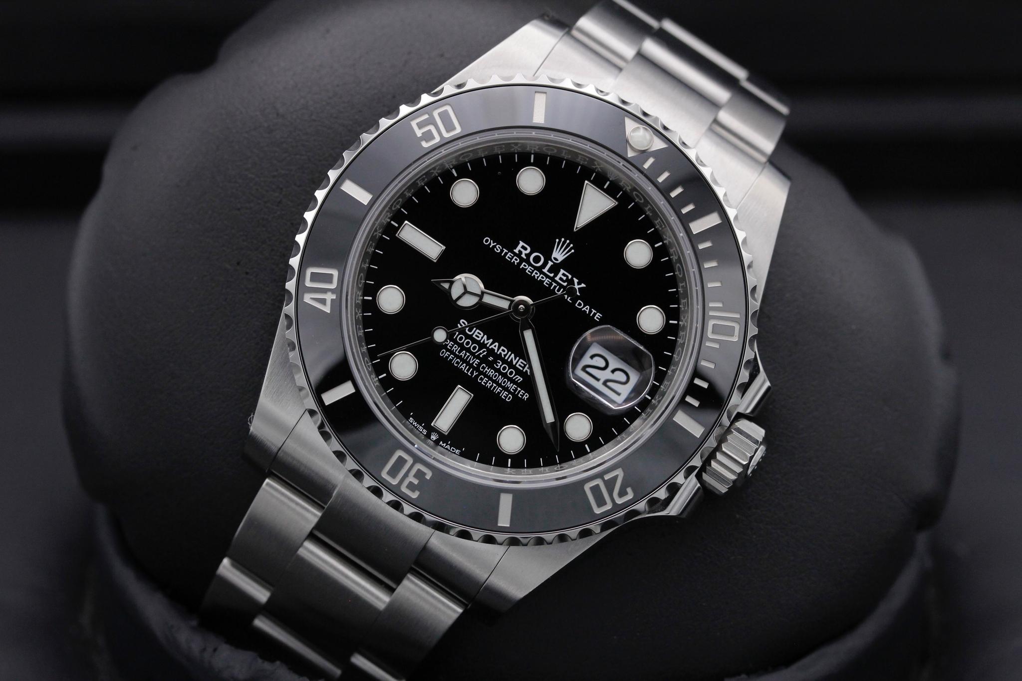 Watch Image 10