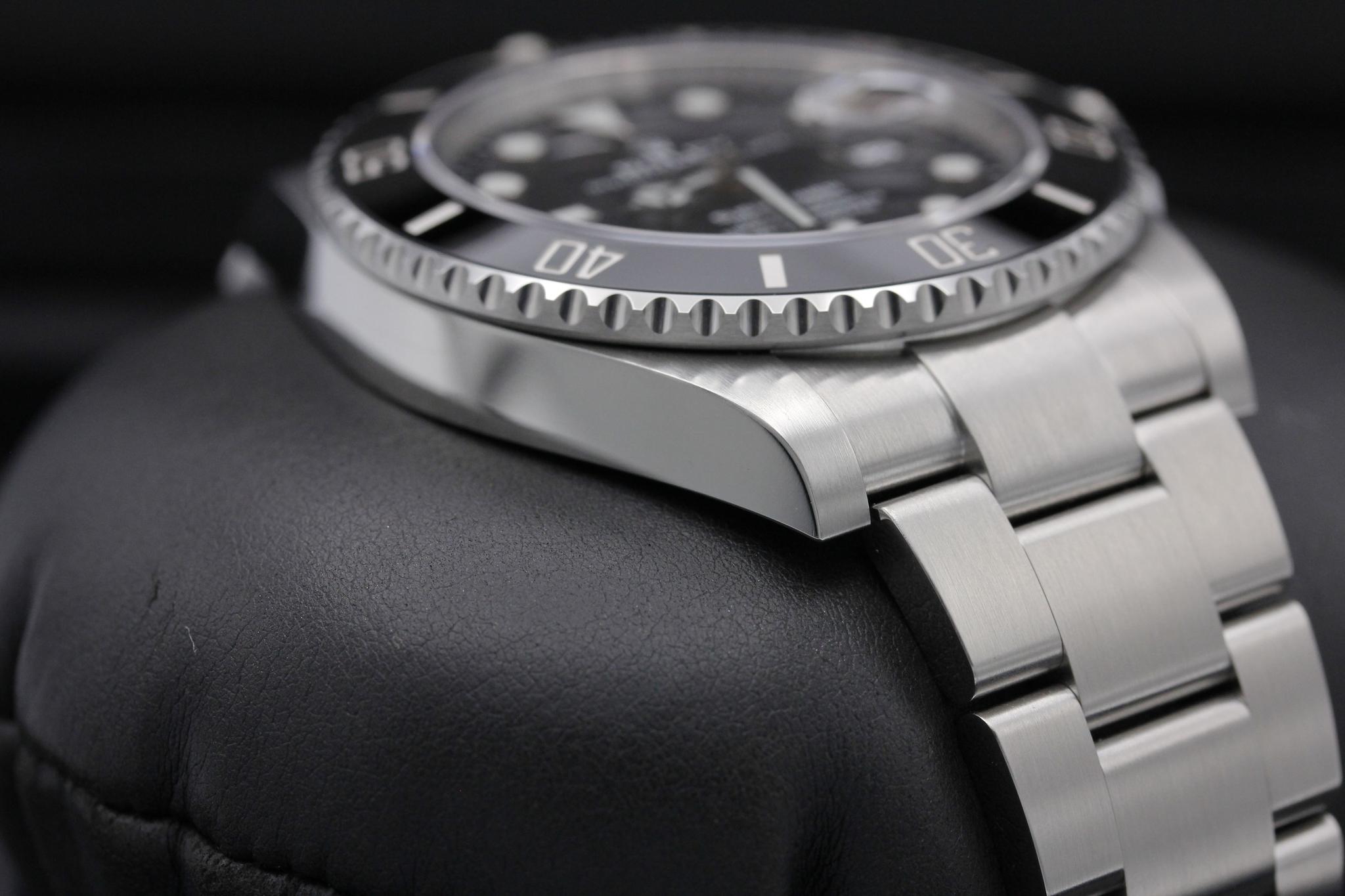 Watch Image 6