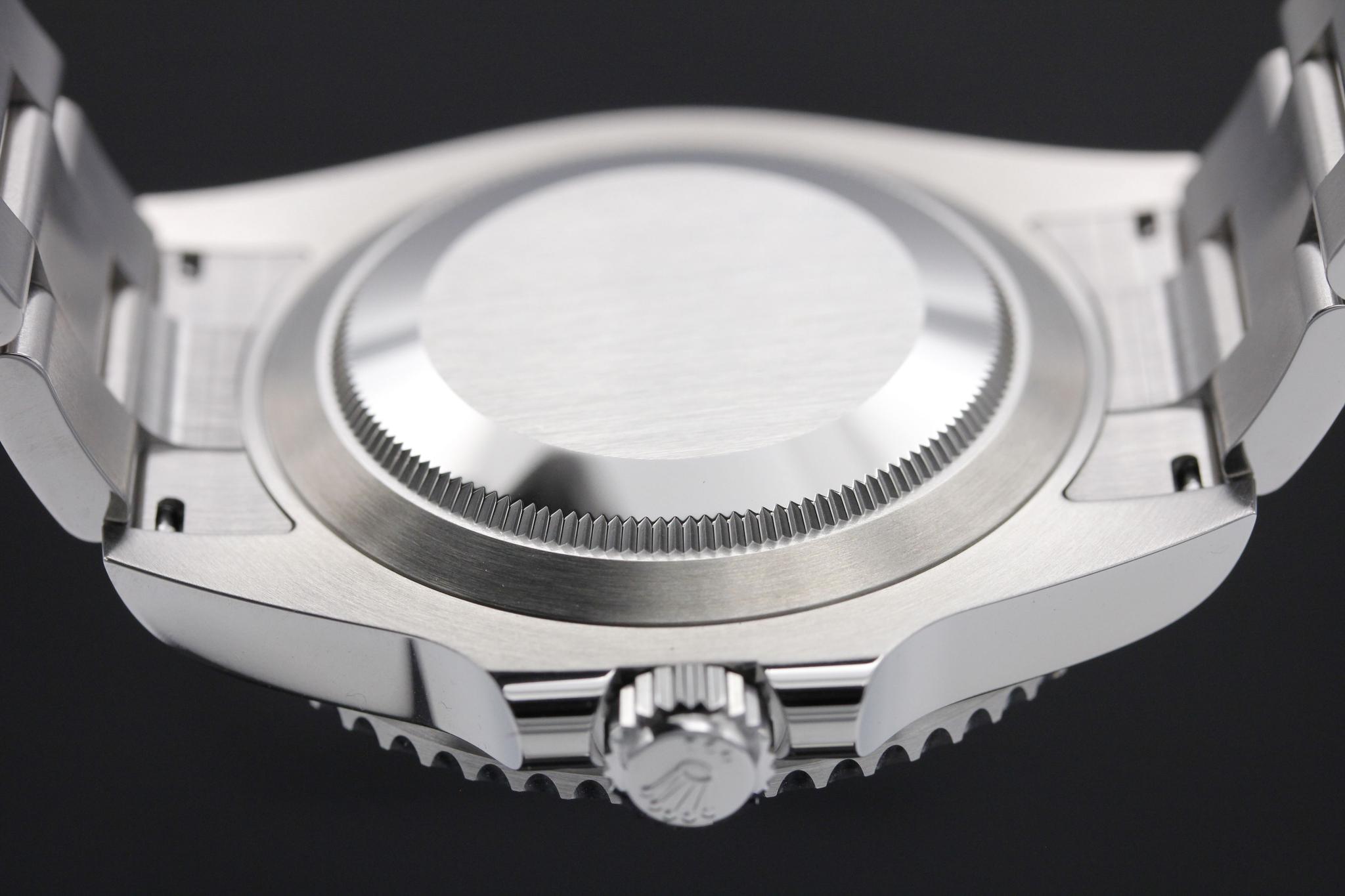 Watch Image 7