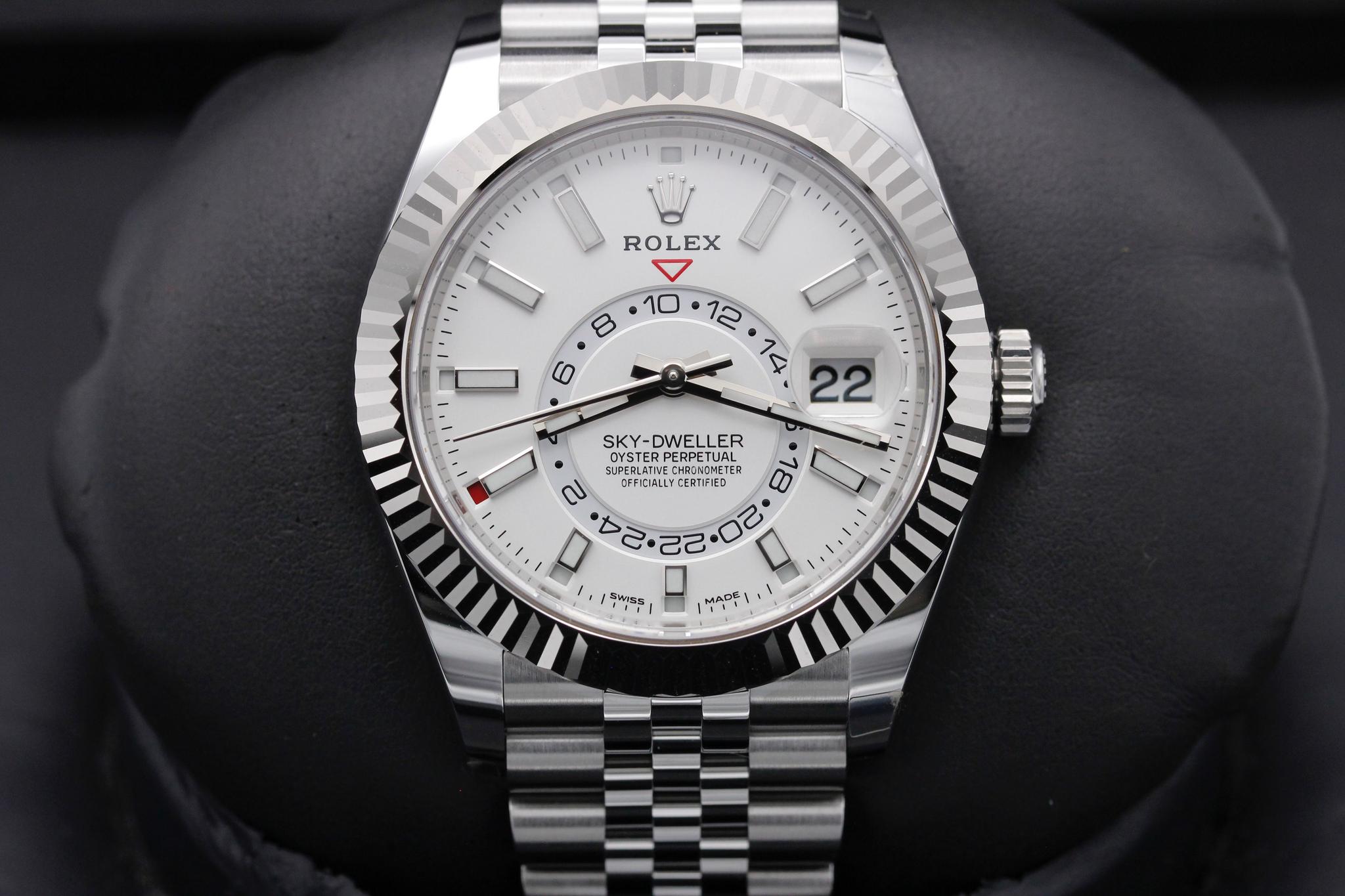 Watch Image 1