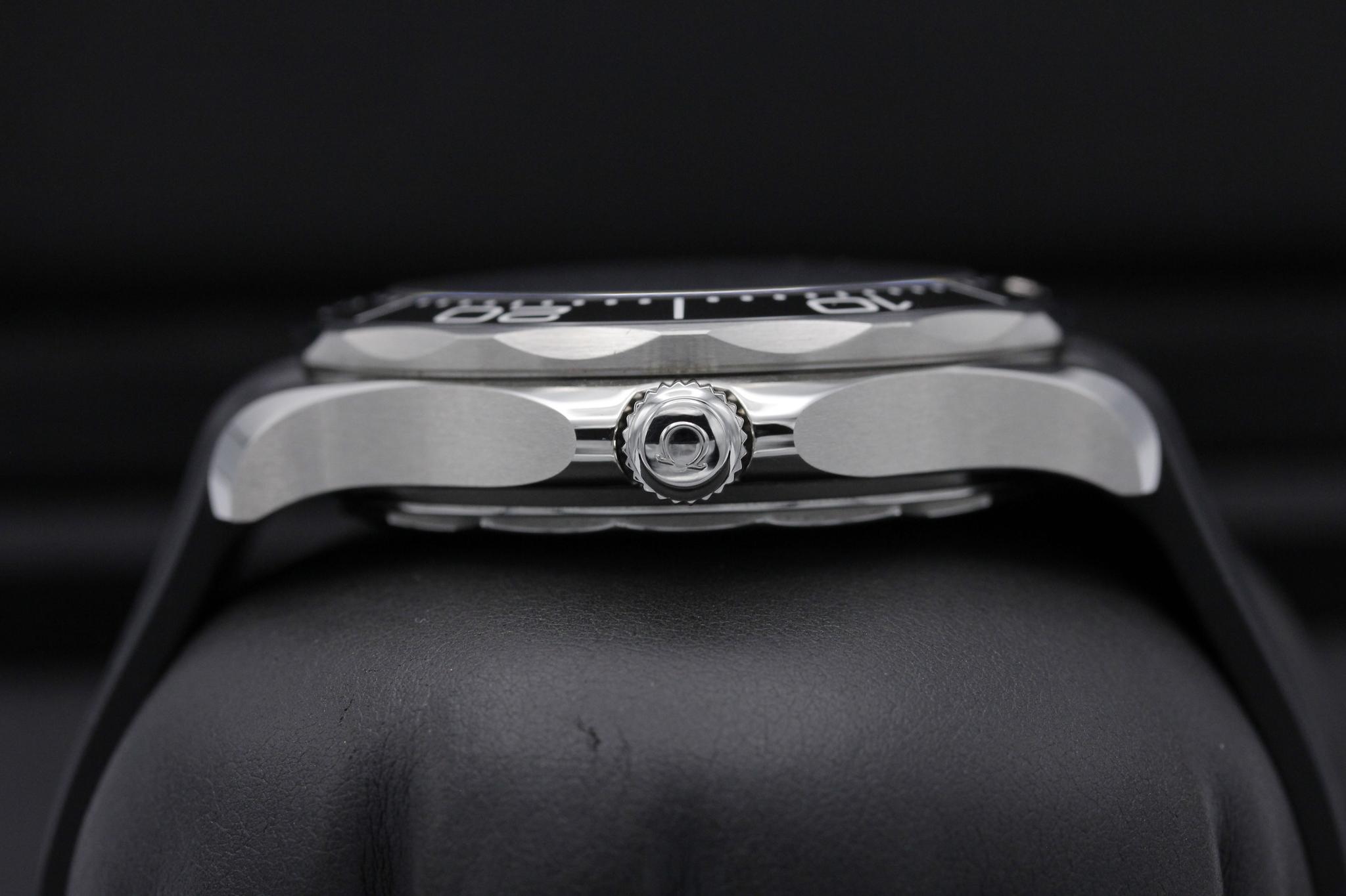 Watch Image 3