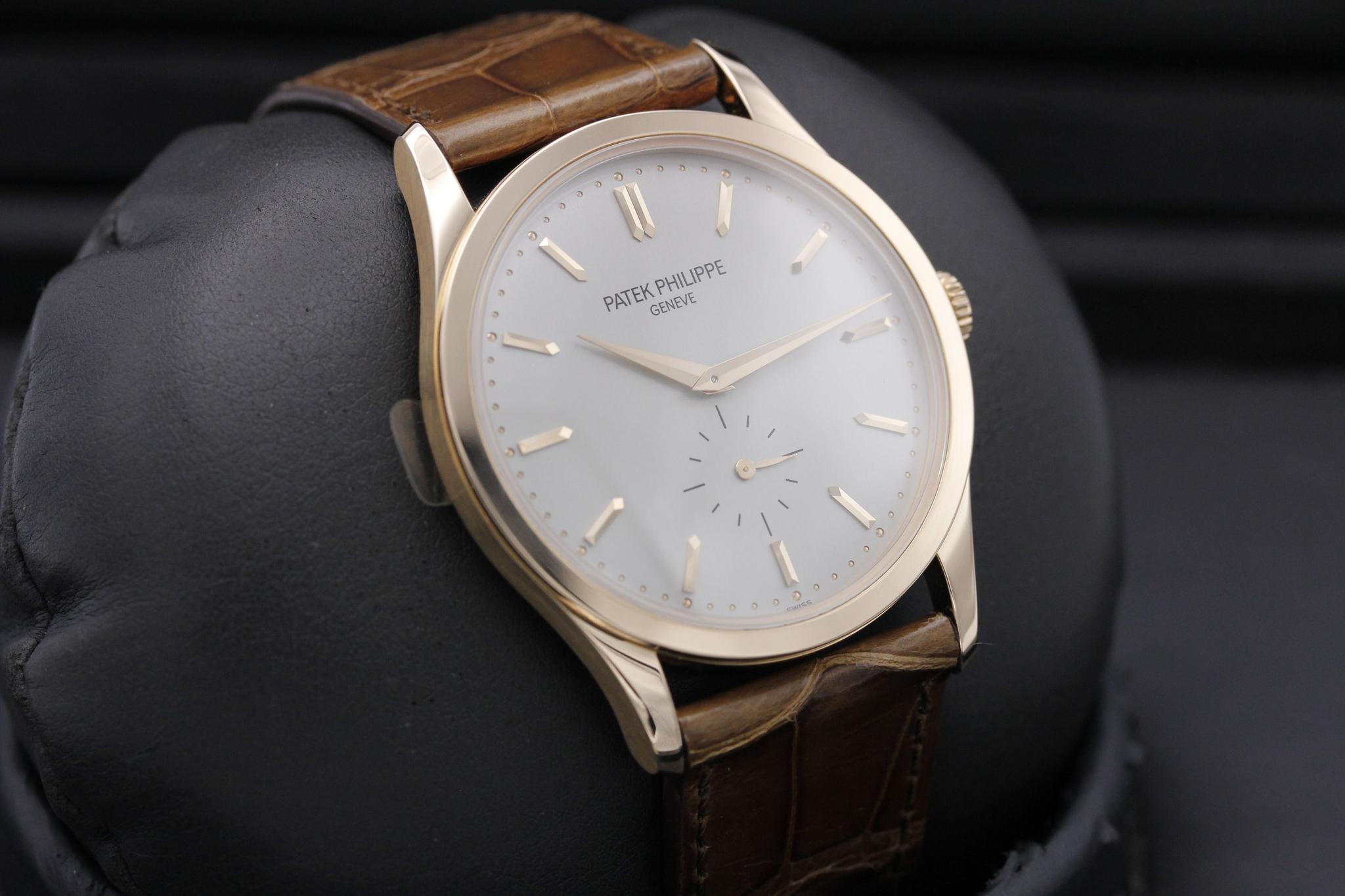Watch Image 12