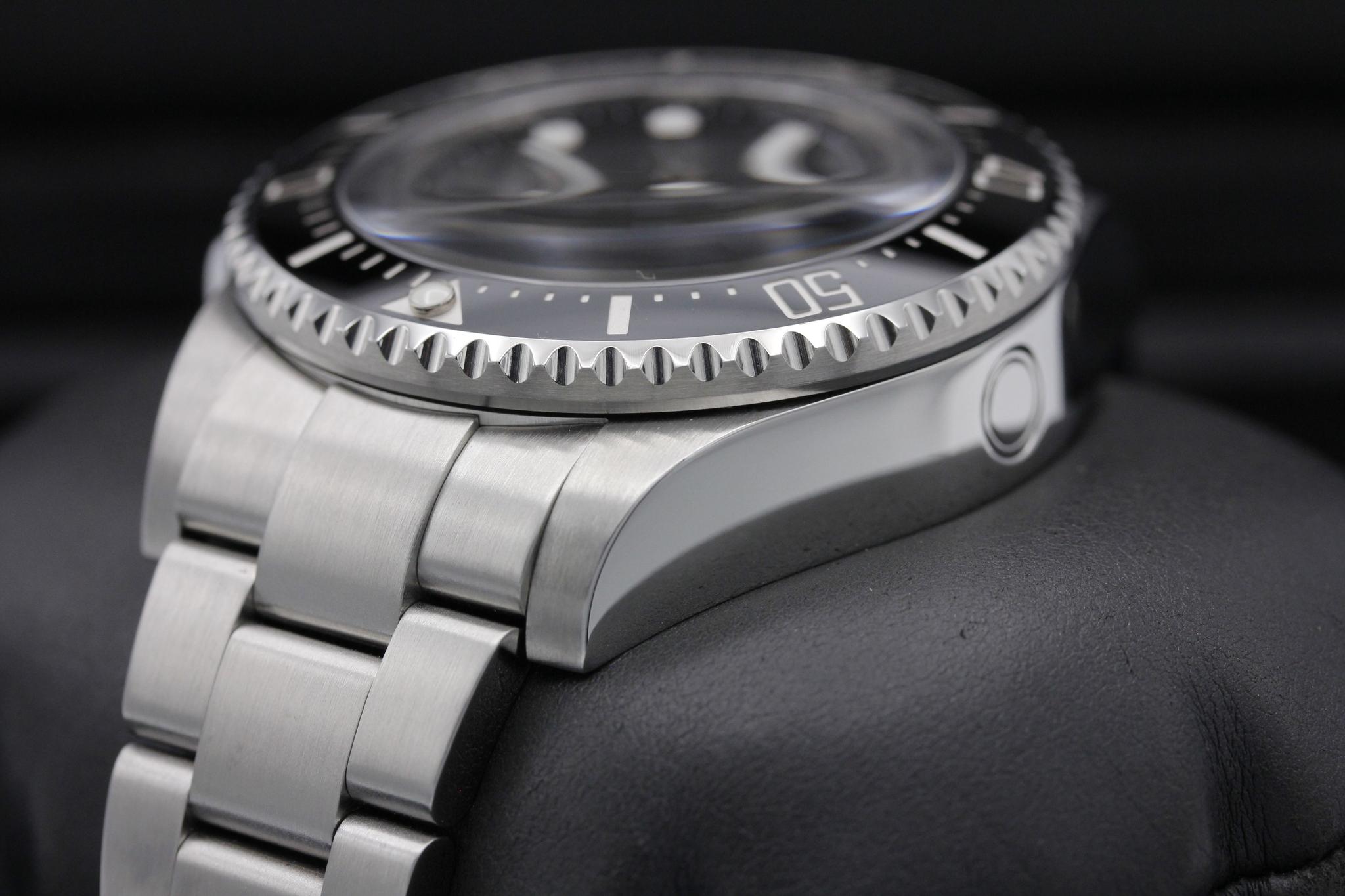 Watch Image 5