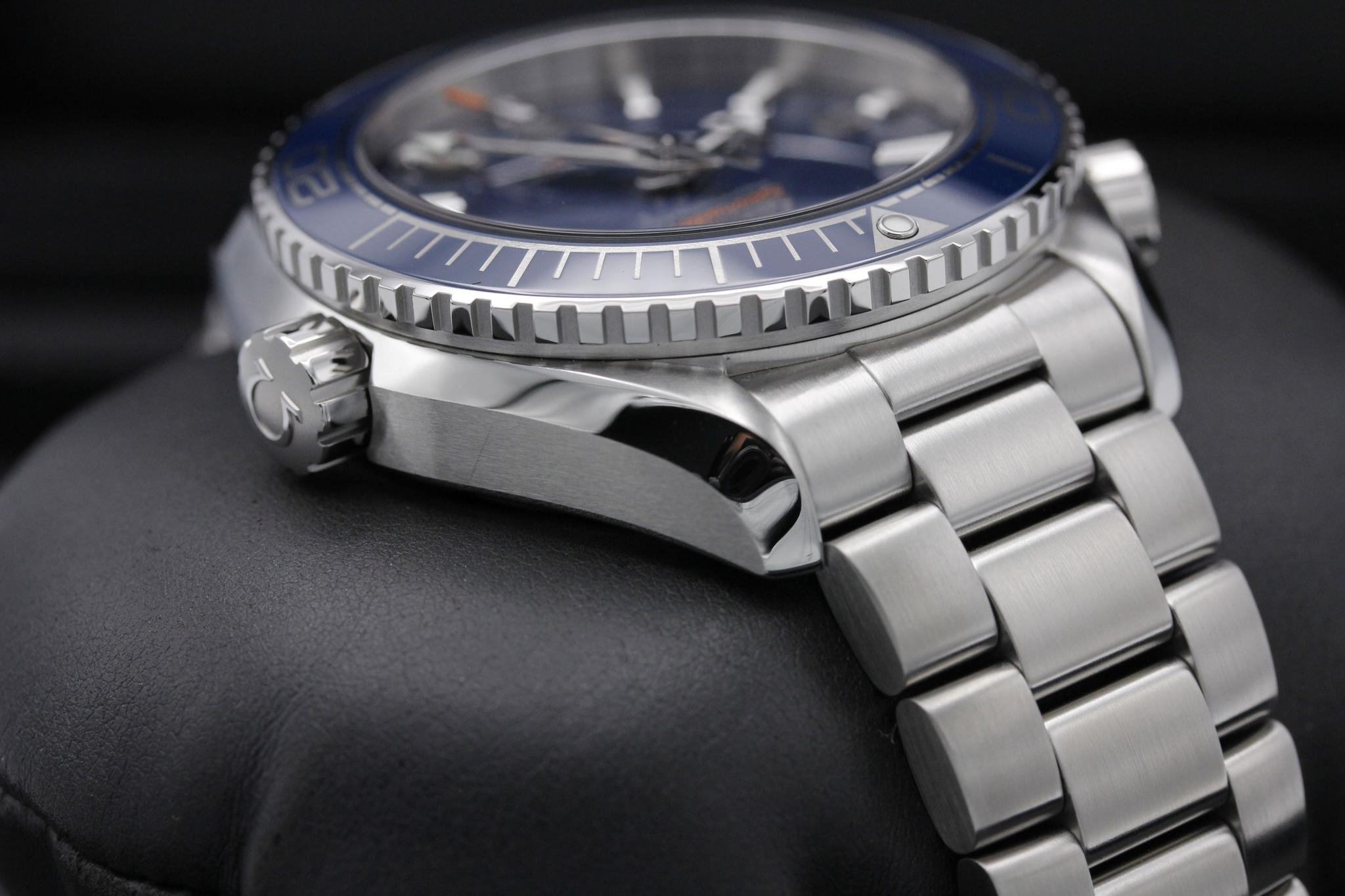 Watch Image 4