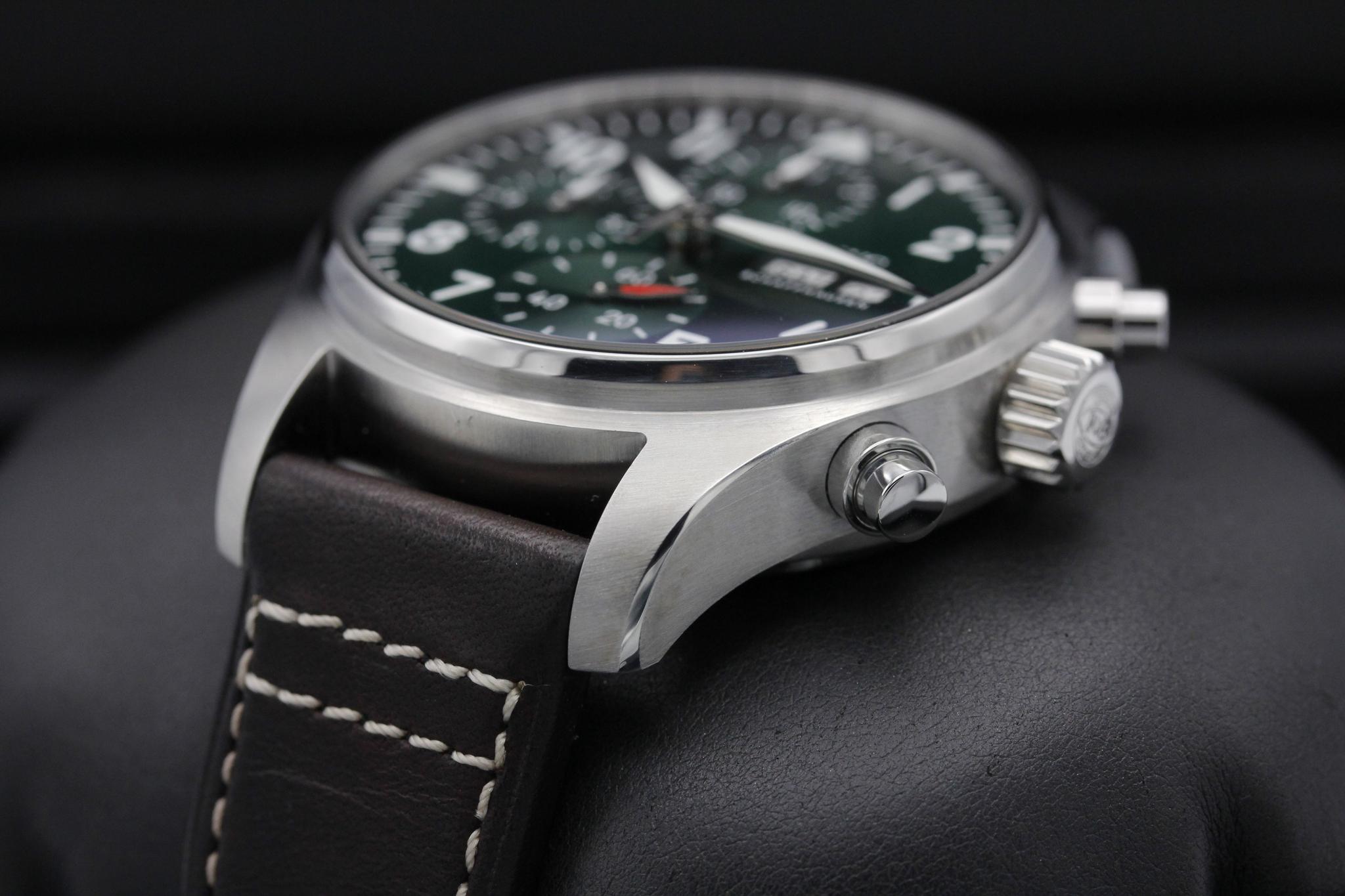 Watch Image 2