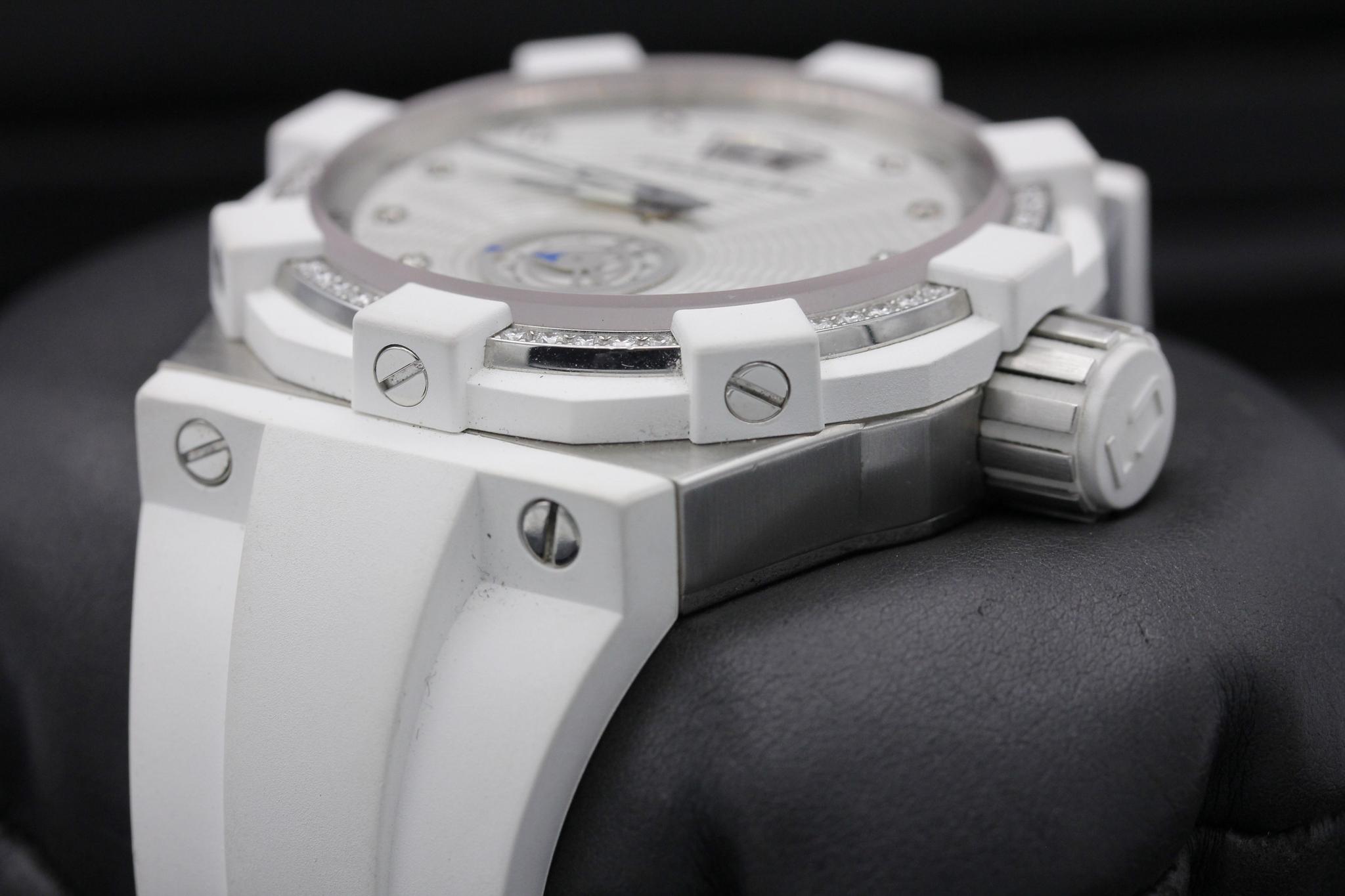 Watch Image 2