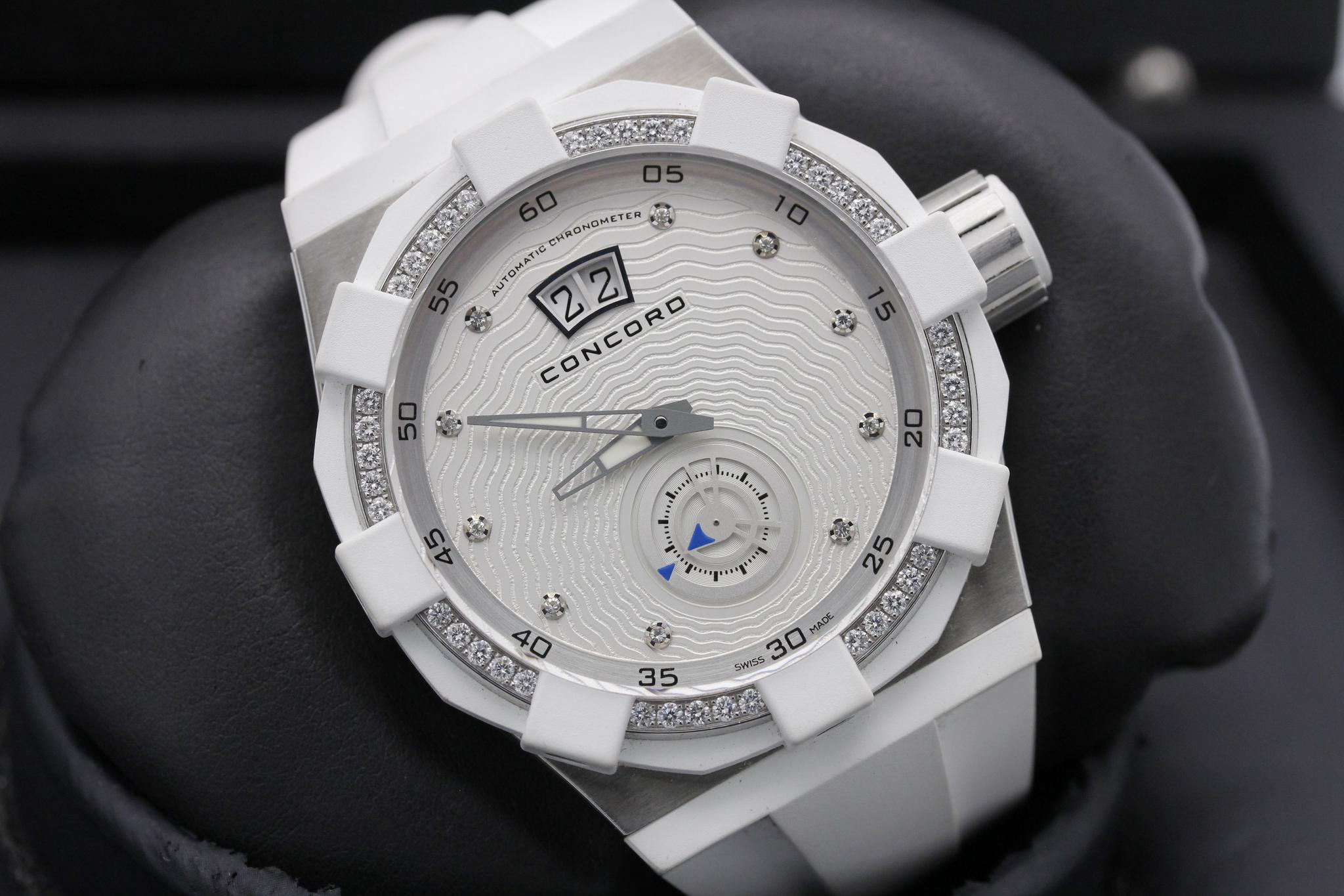 Watch Image 9