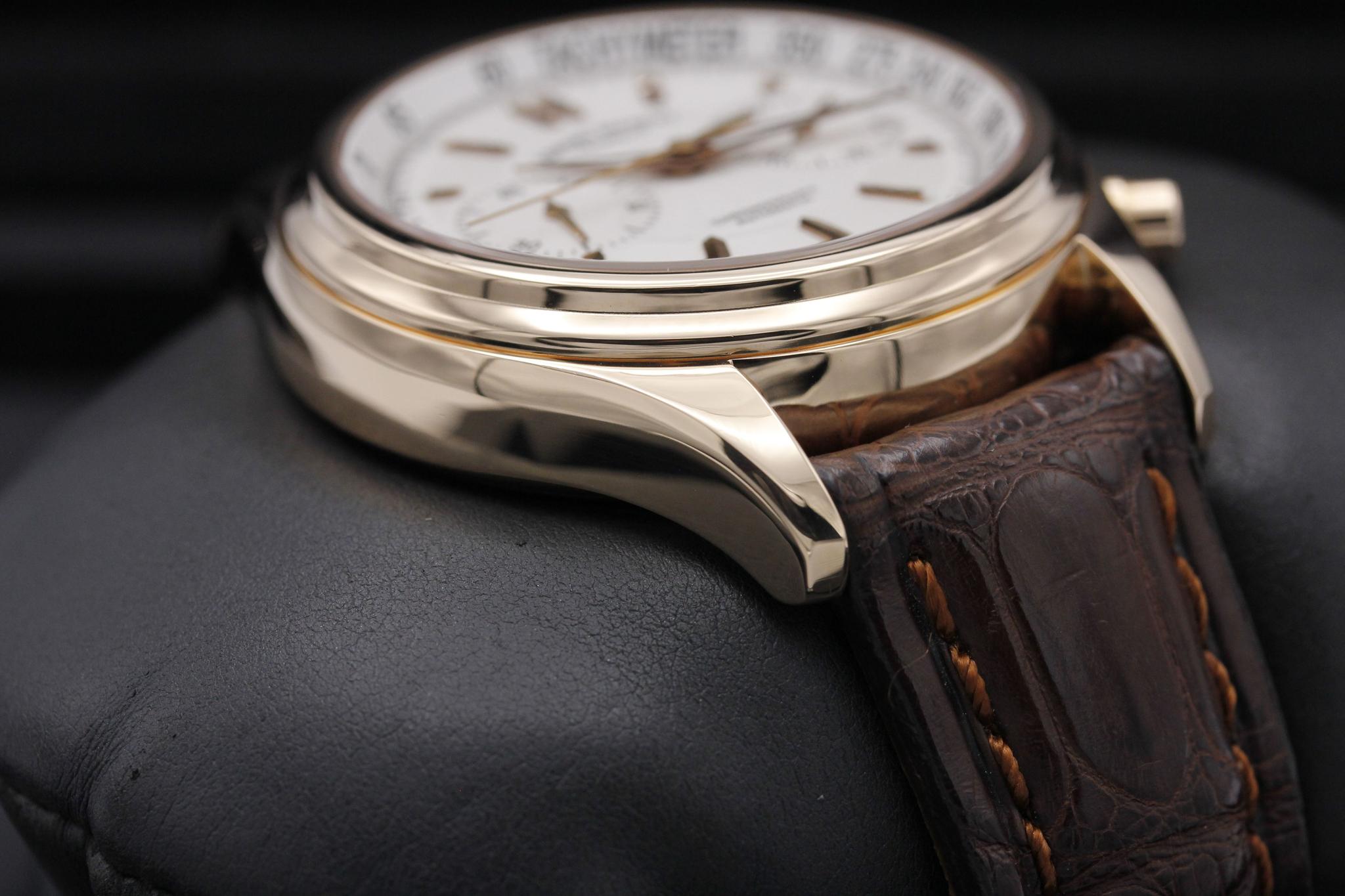 Watch Image 6