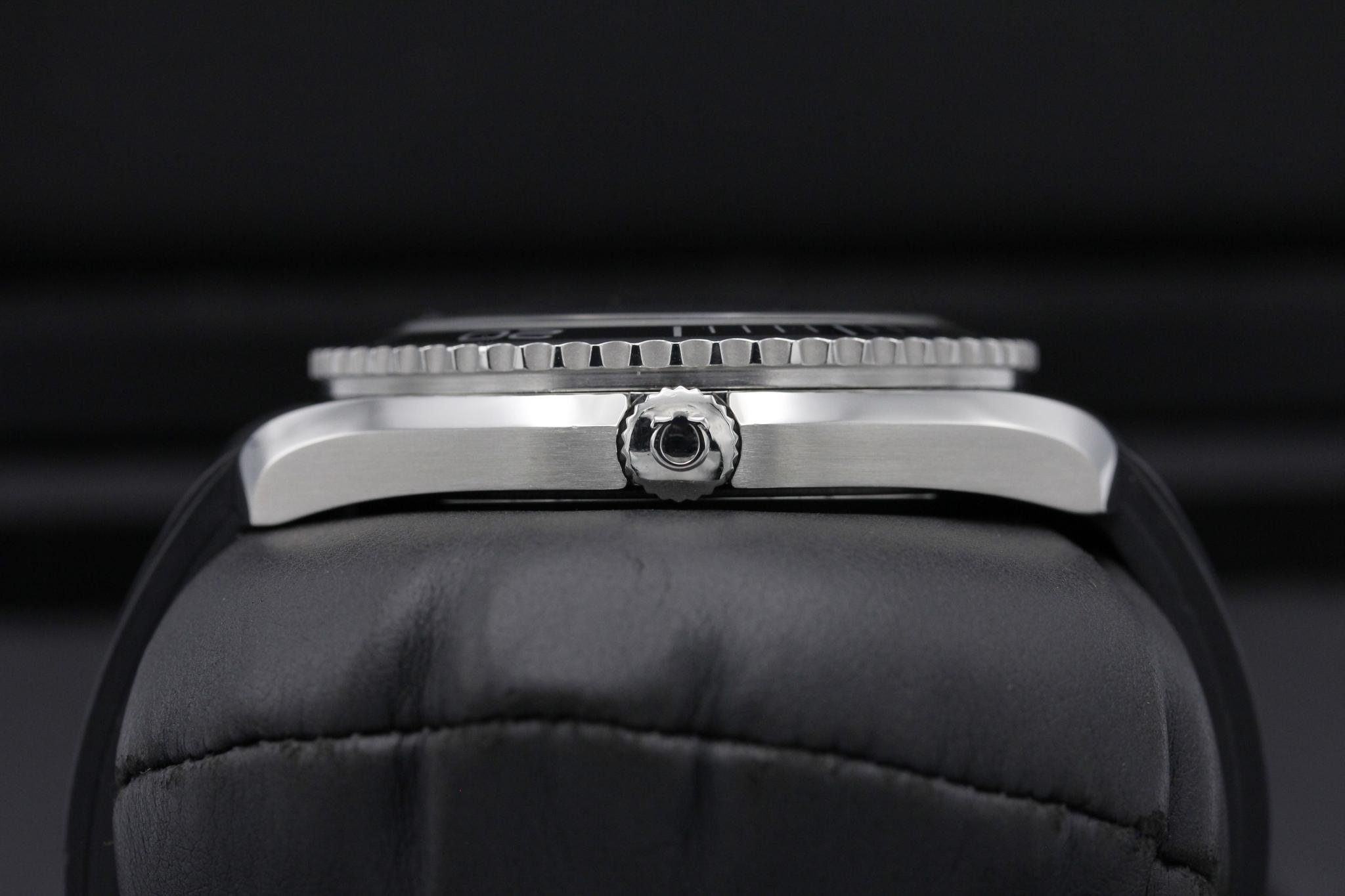 Watch Image 3