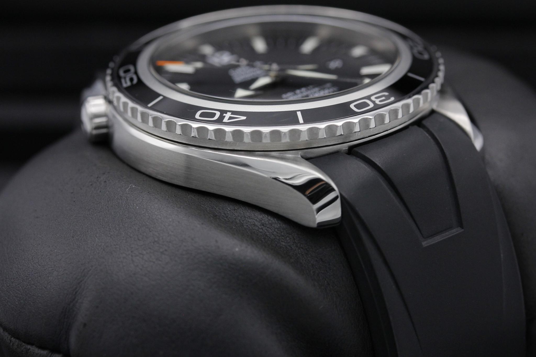 Watch Image 6
