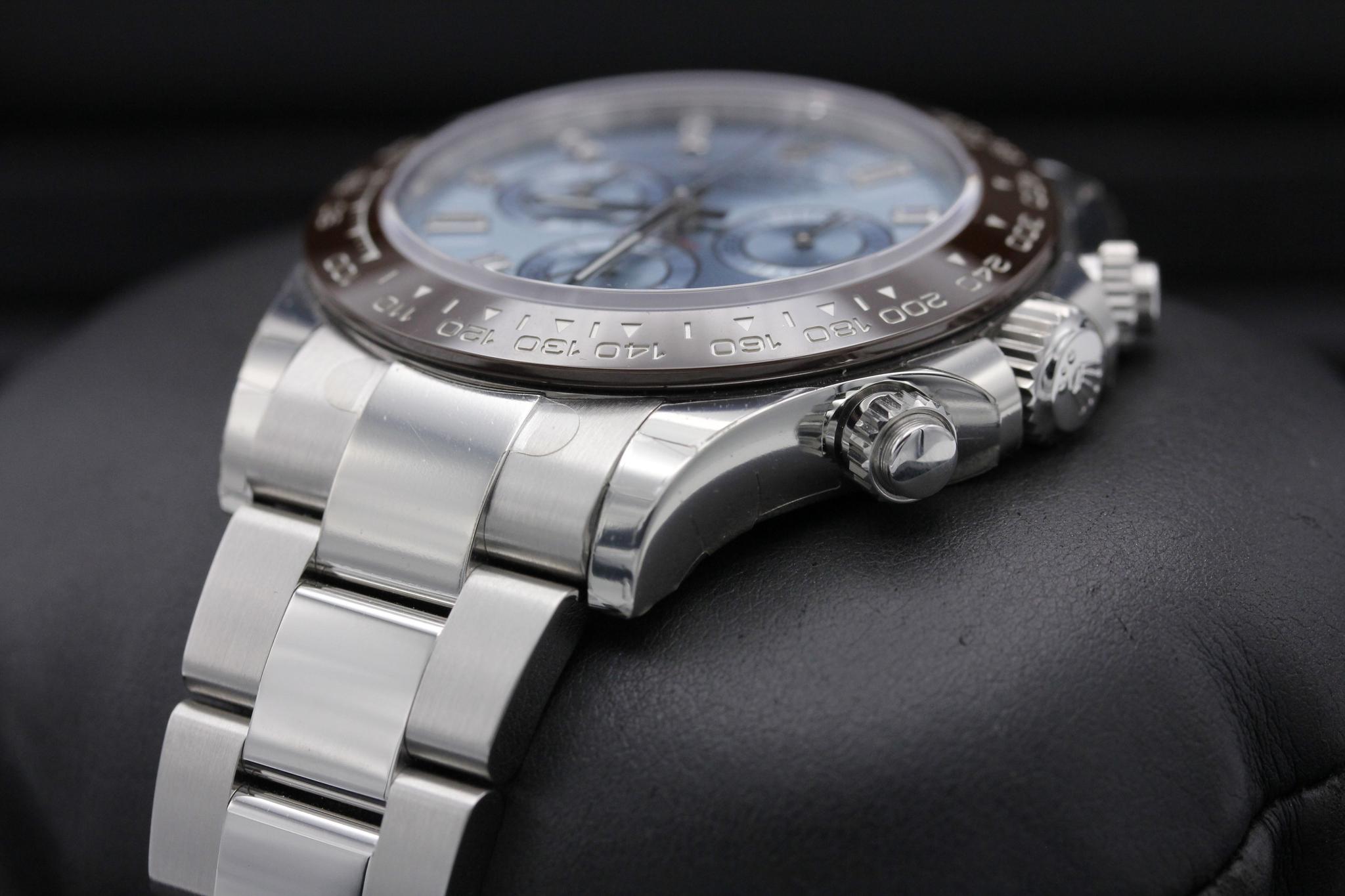 Watch Image 2