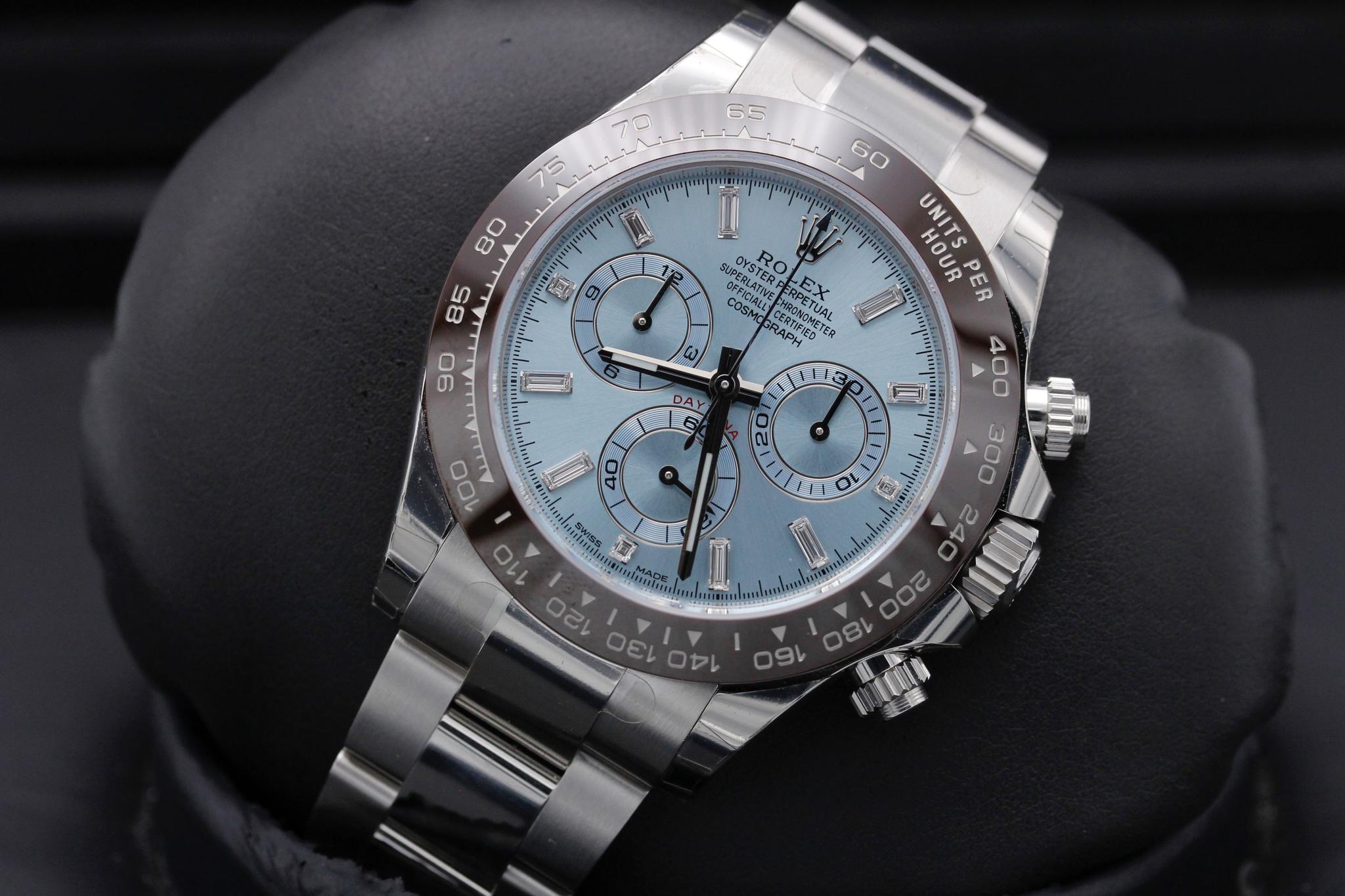 Watch Image 10