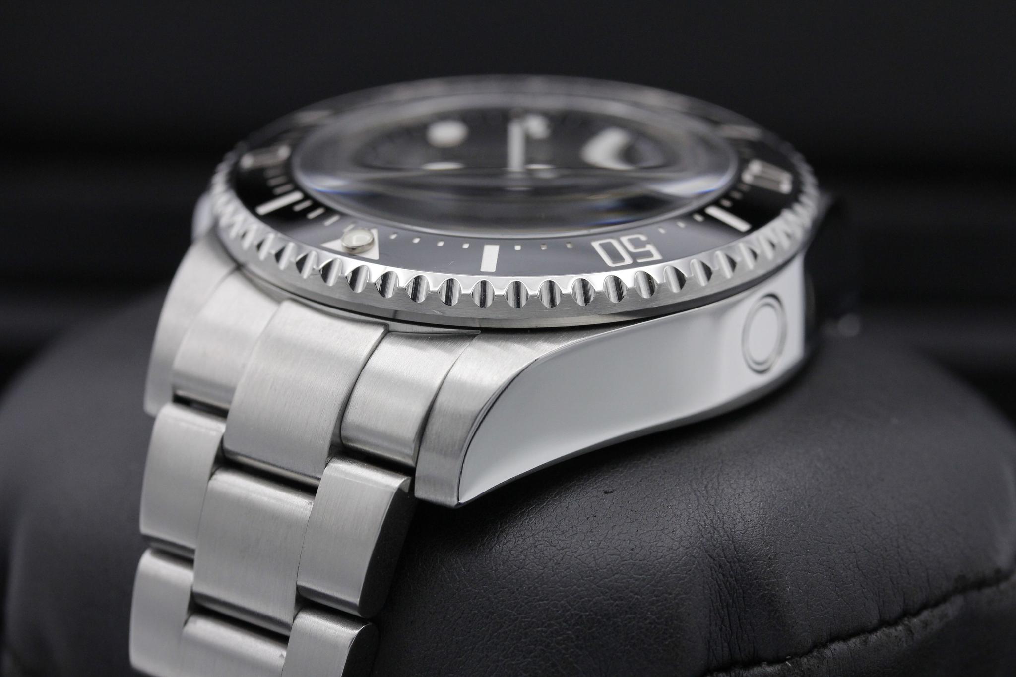 Watch Image 5