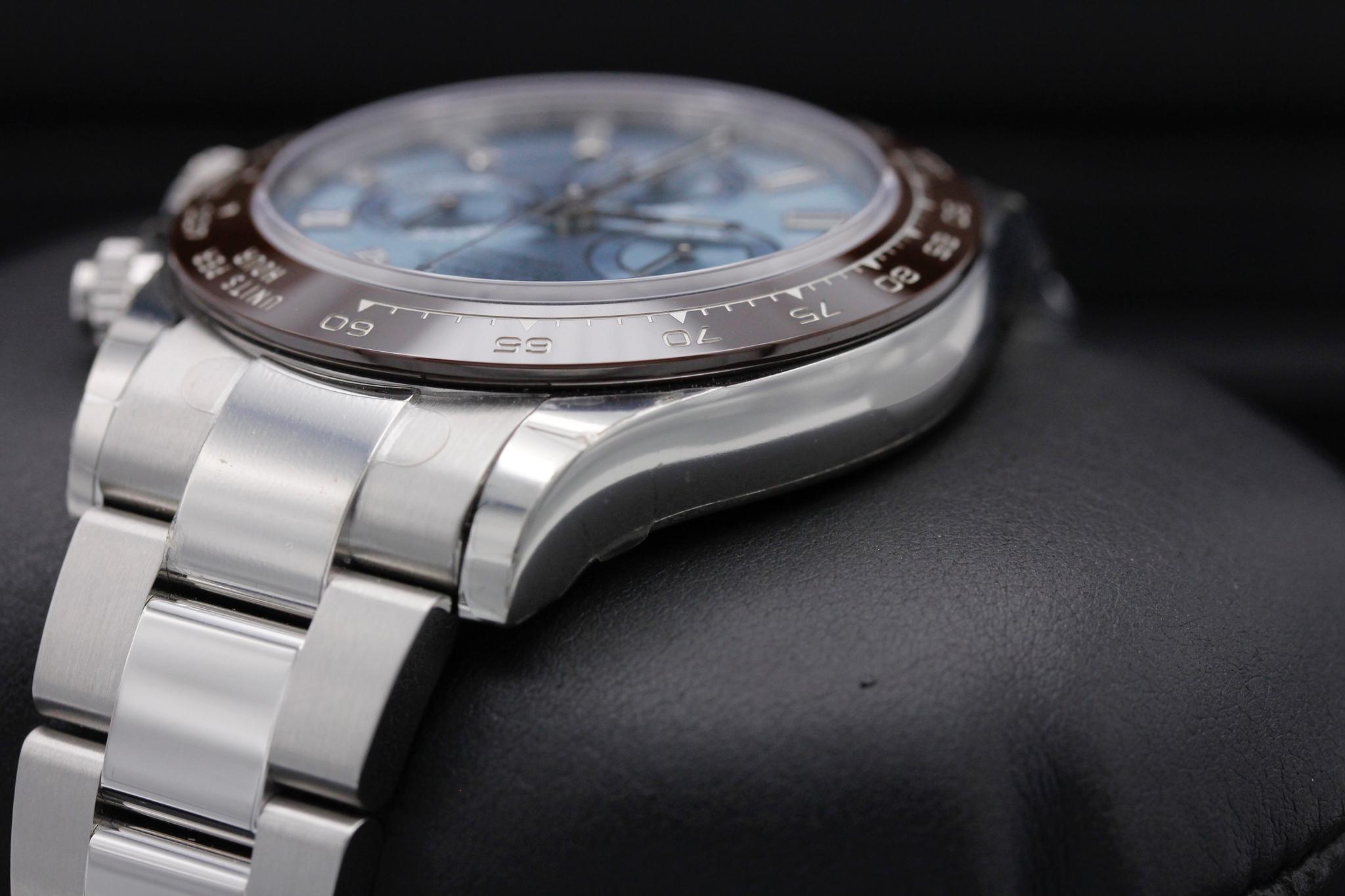 Watch Image 5