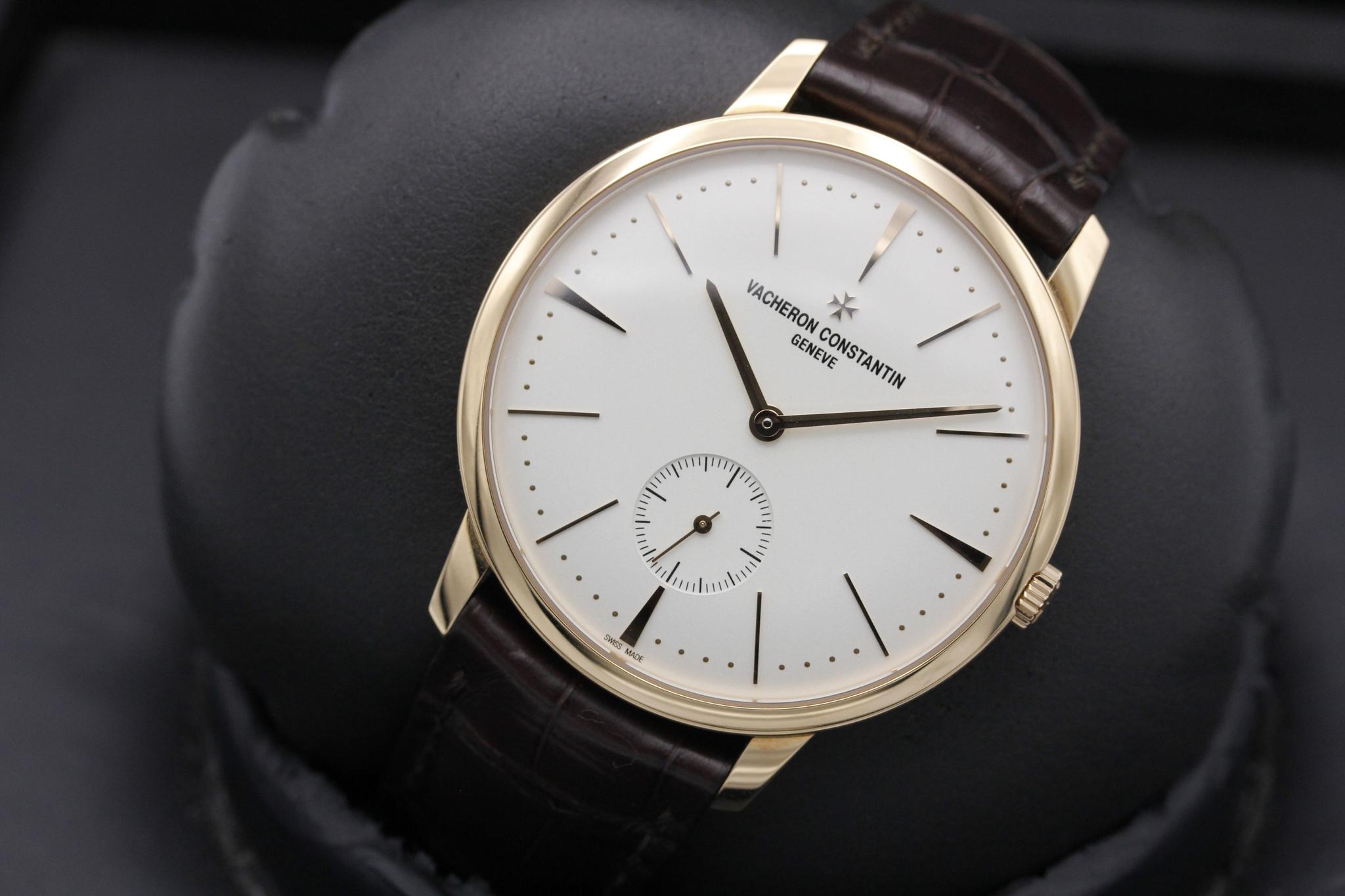 Watch Image 12