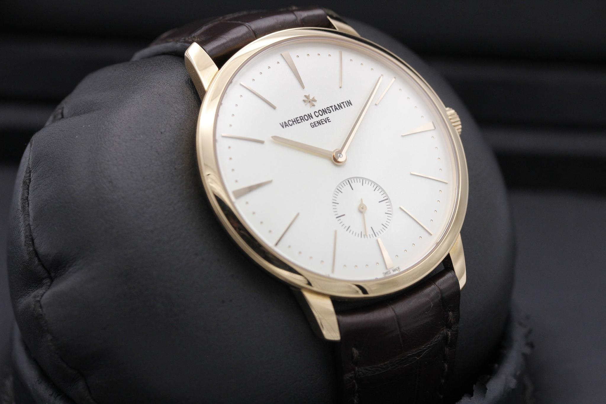Watch Image 13