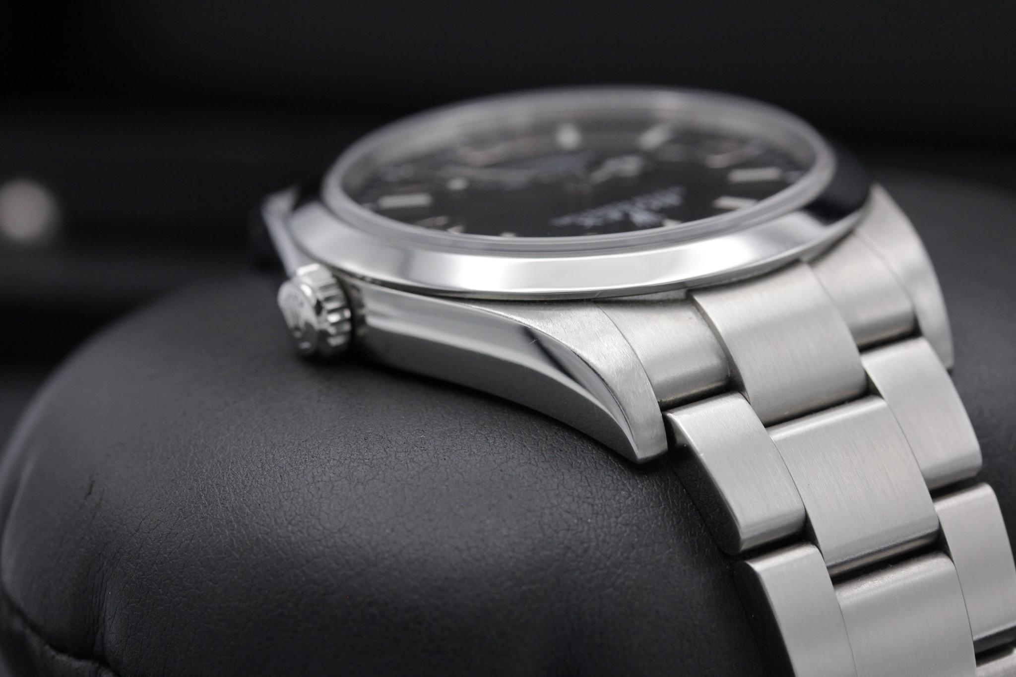 Watch Image 4
