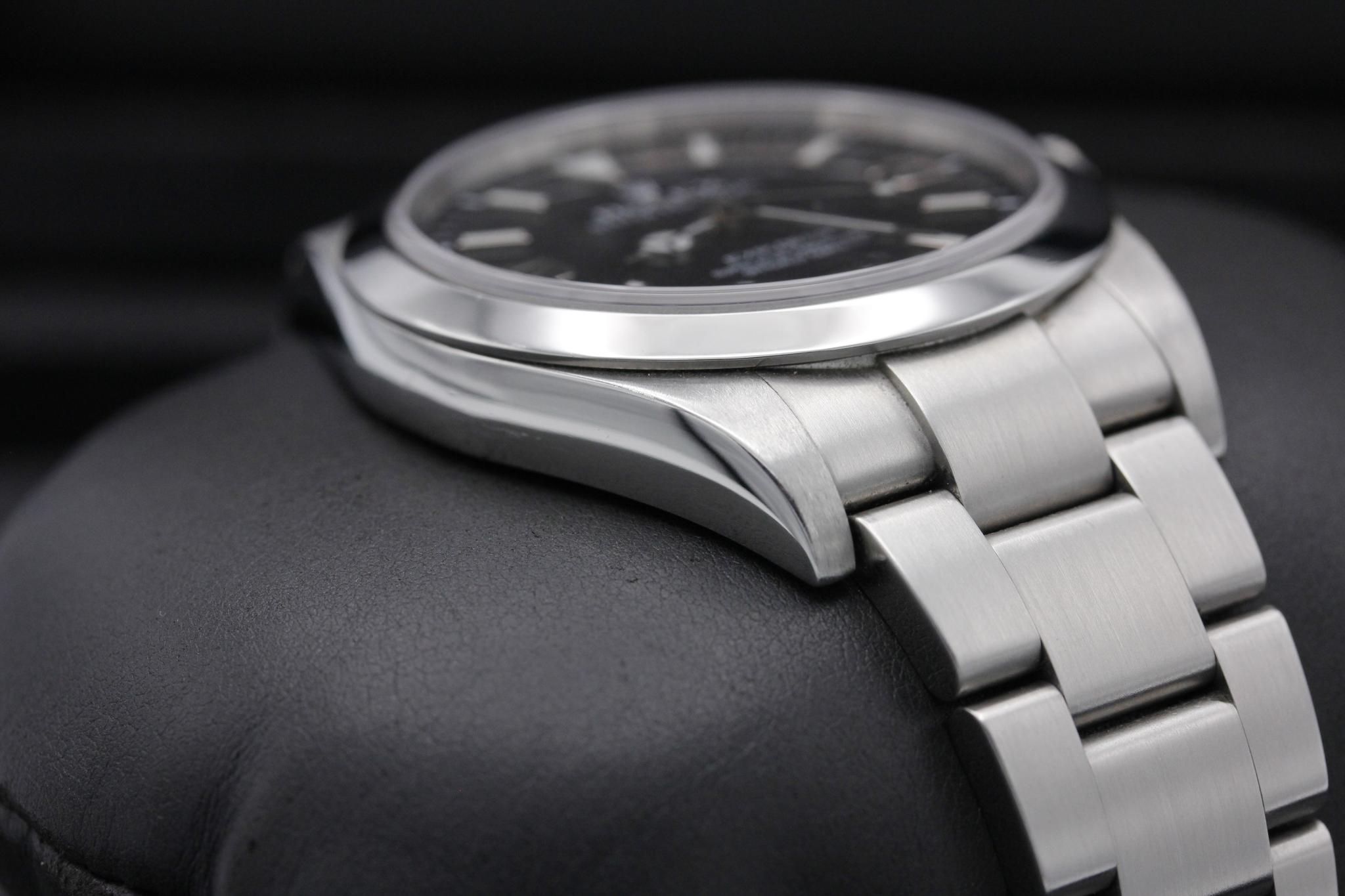 Watch Image 6