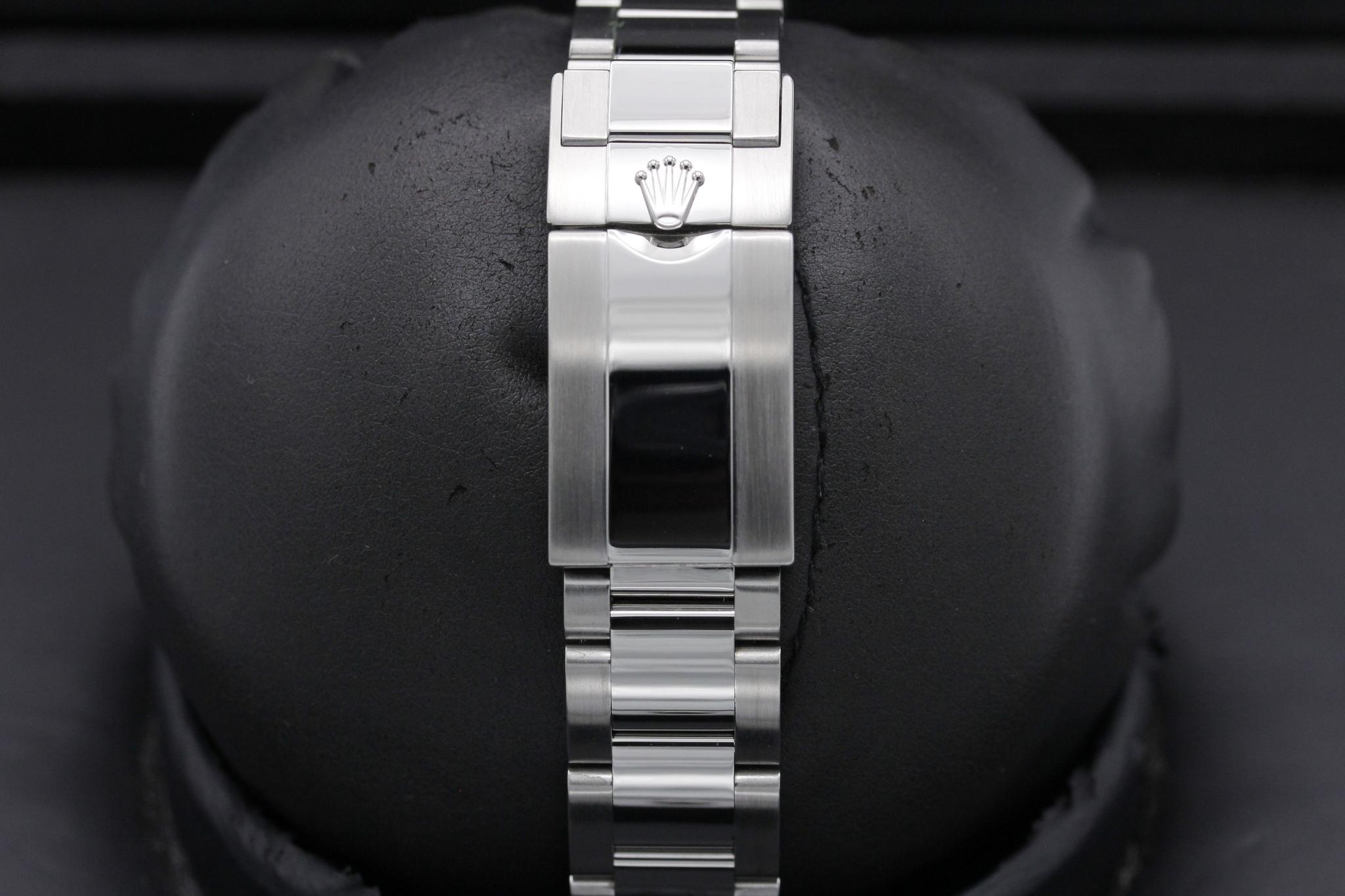 Watch Image 8