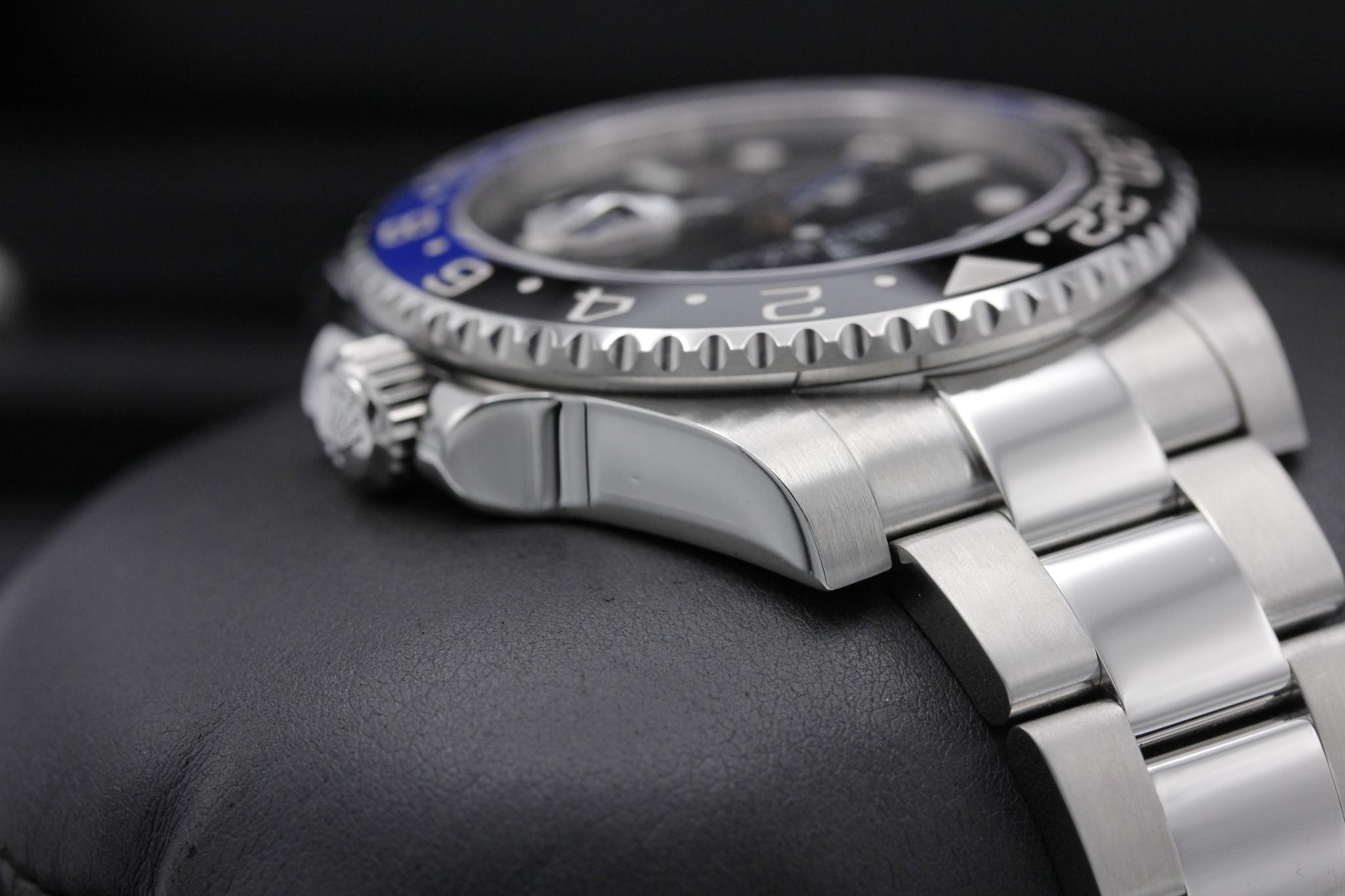 Watch Image 4