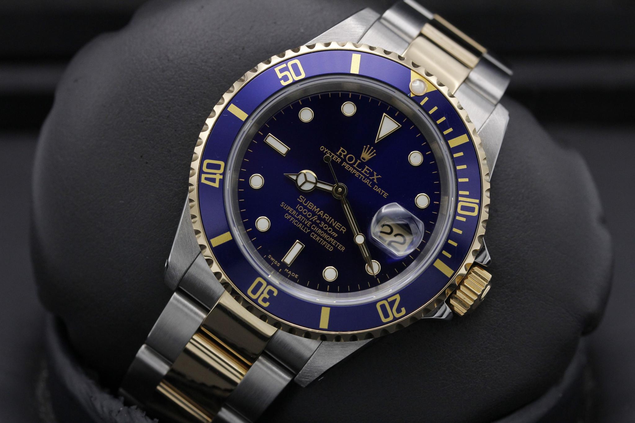 Watch Image 10