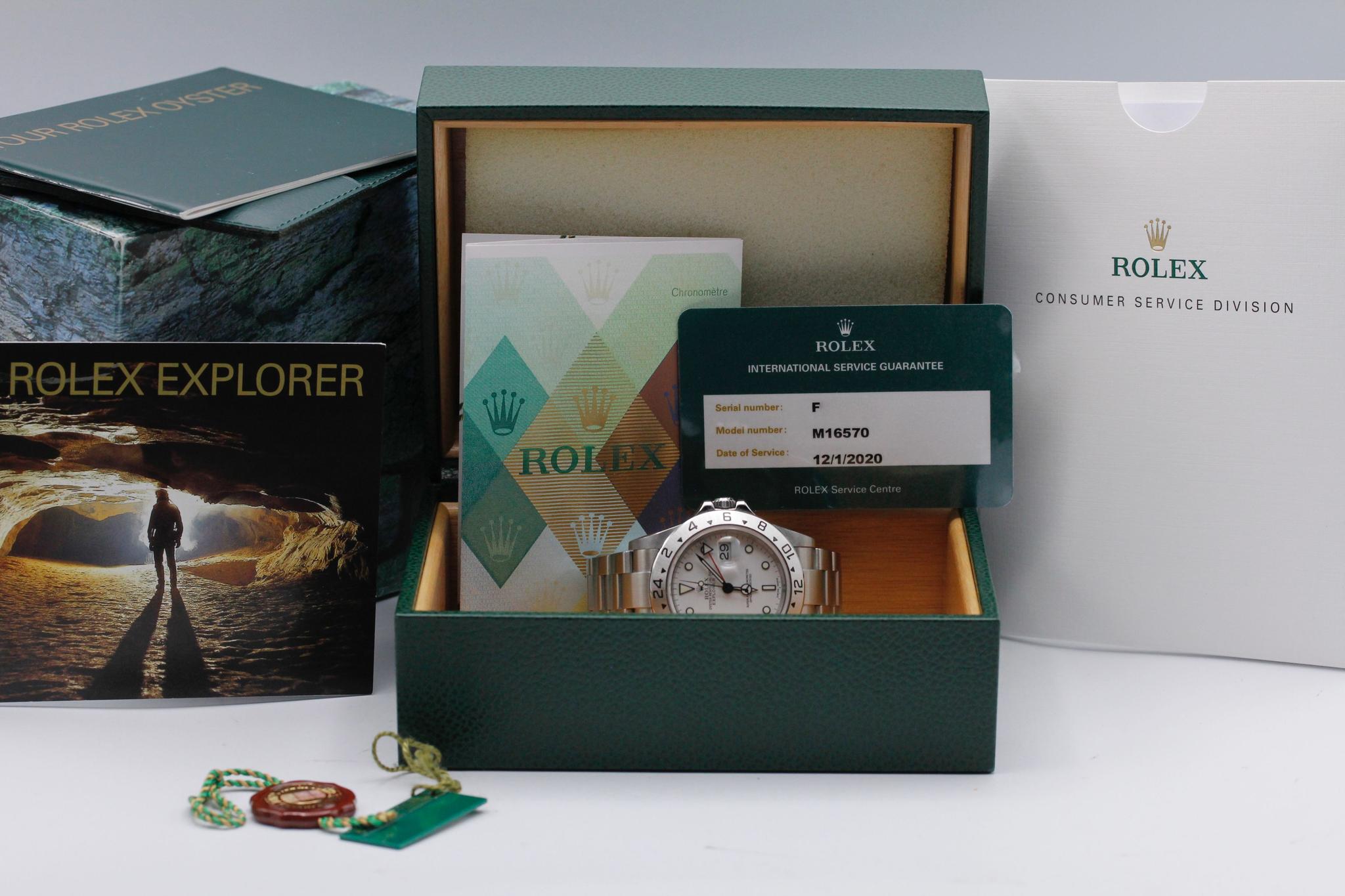 Watch Image 11