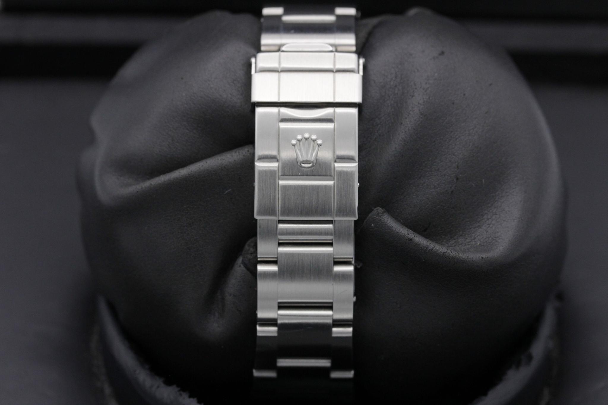 Watch Image 8