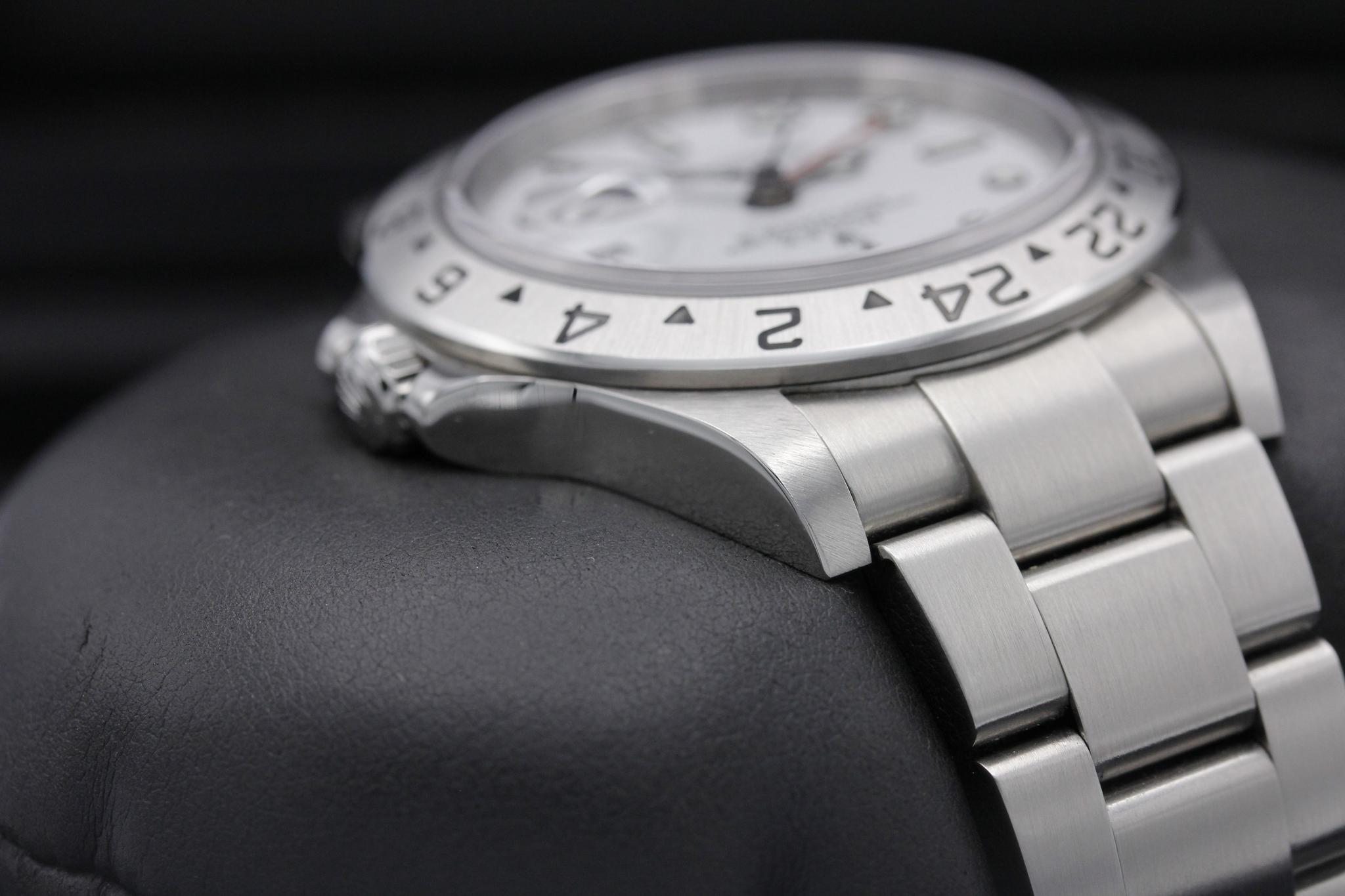 Watch Image 4