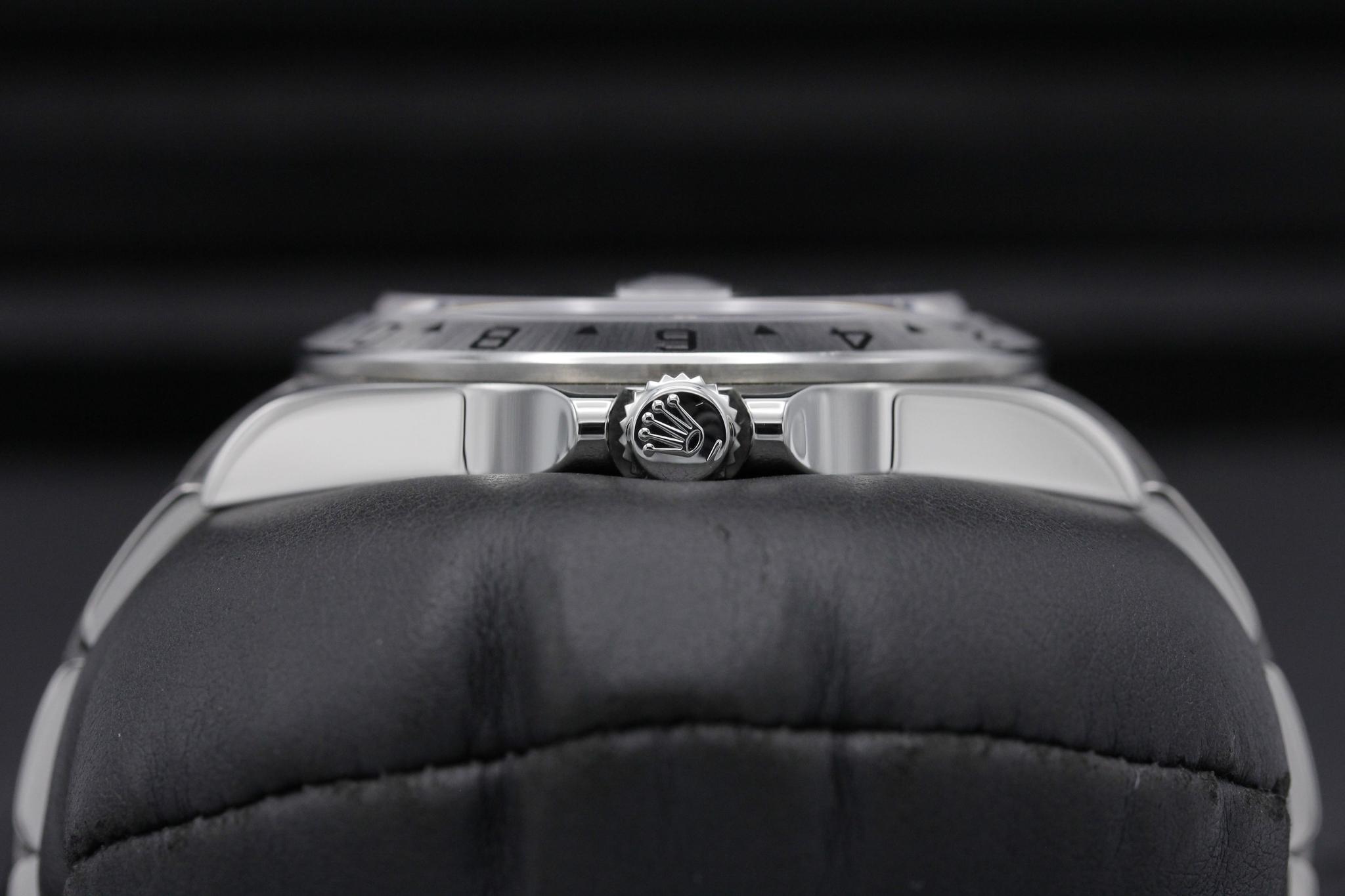 Watch Image 3