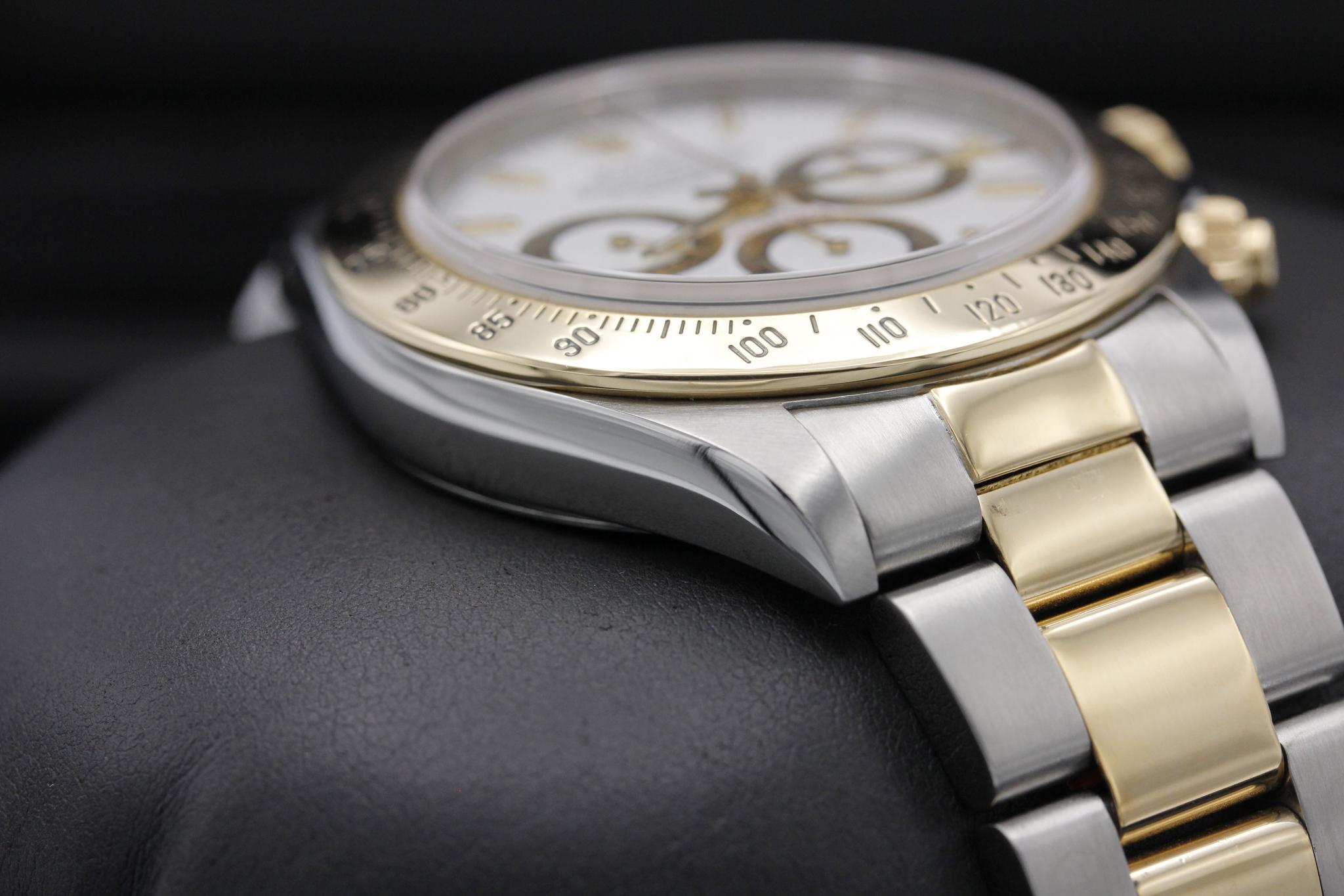 Watch Image 6