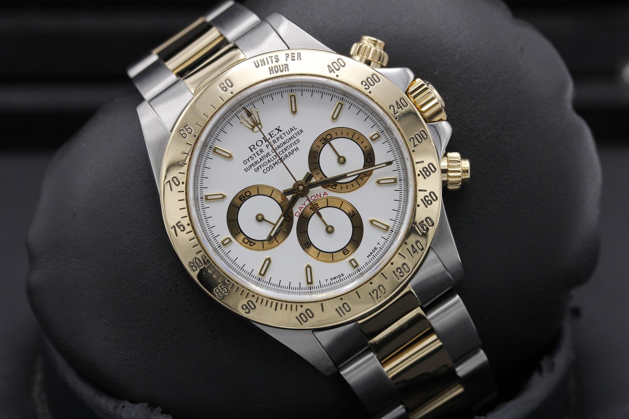 Watch Image 10