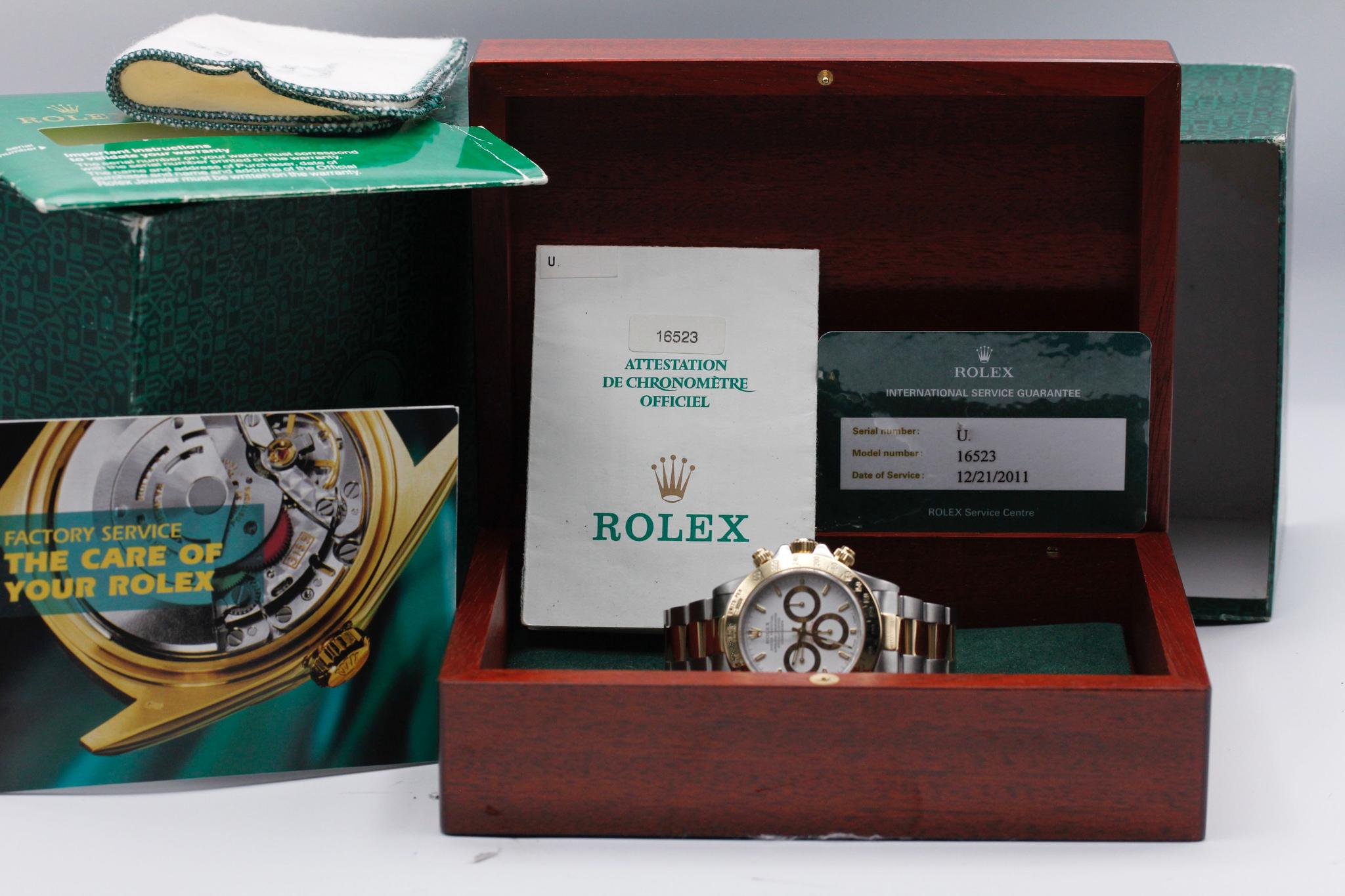 Watch Image 12