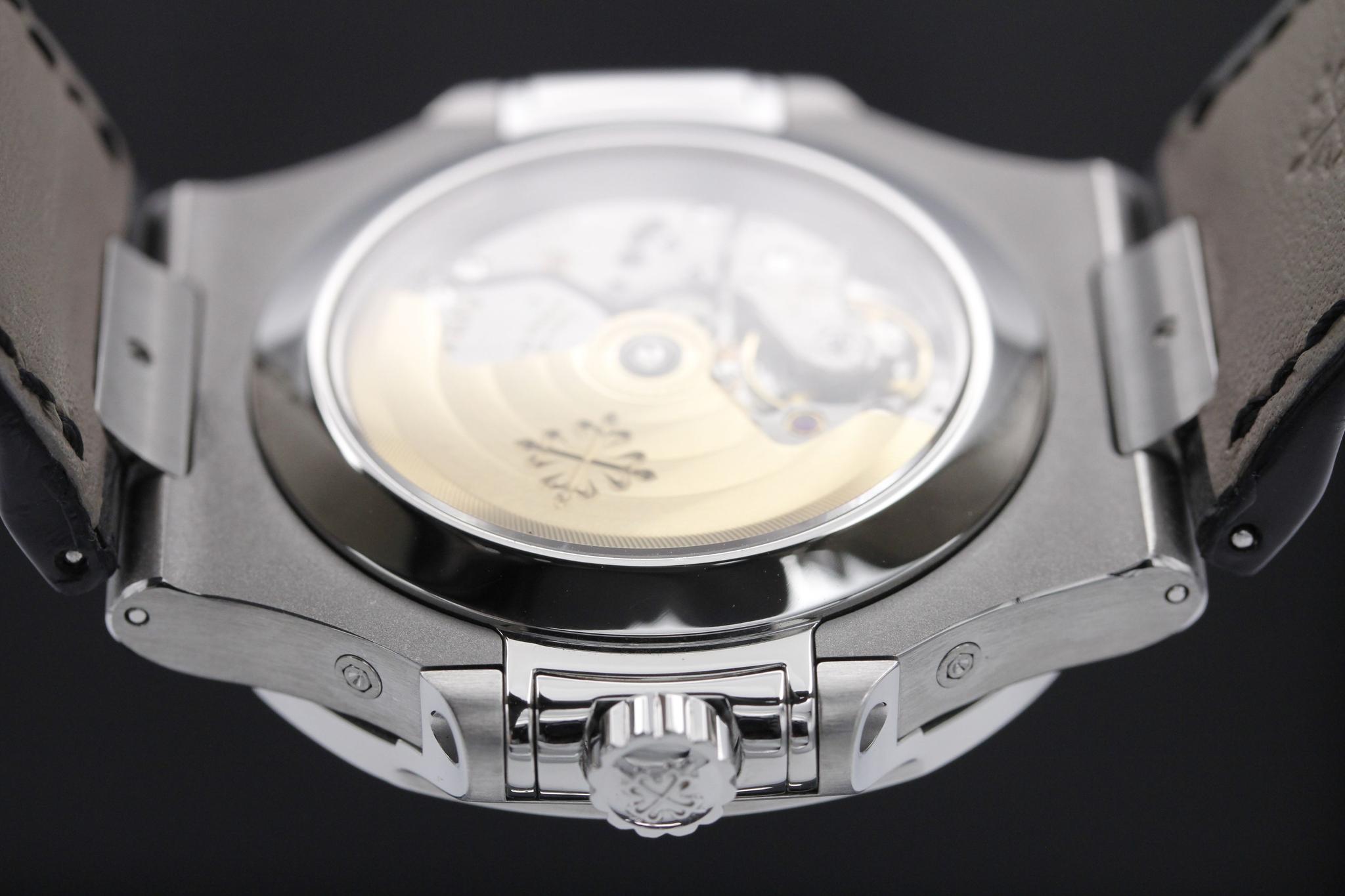 Watch Image 7