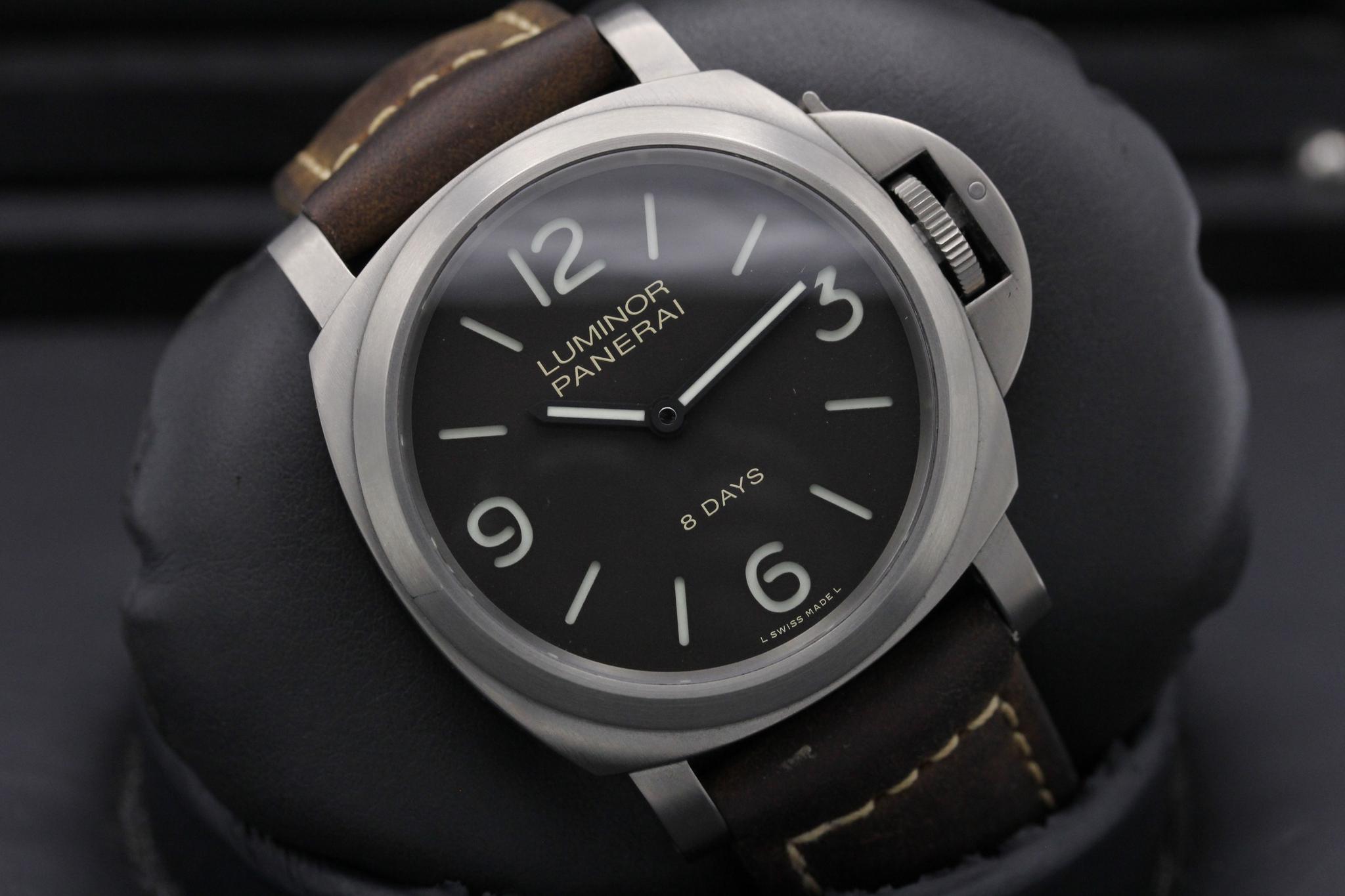 Watch Image 9