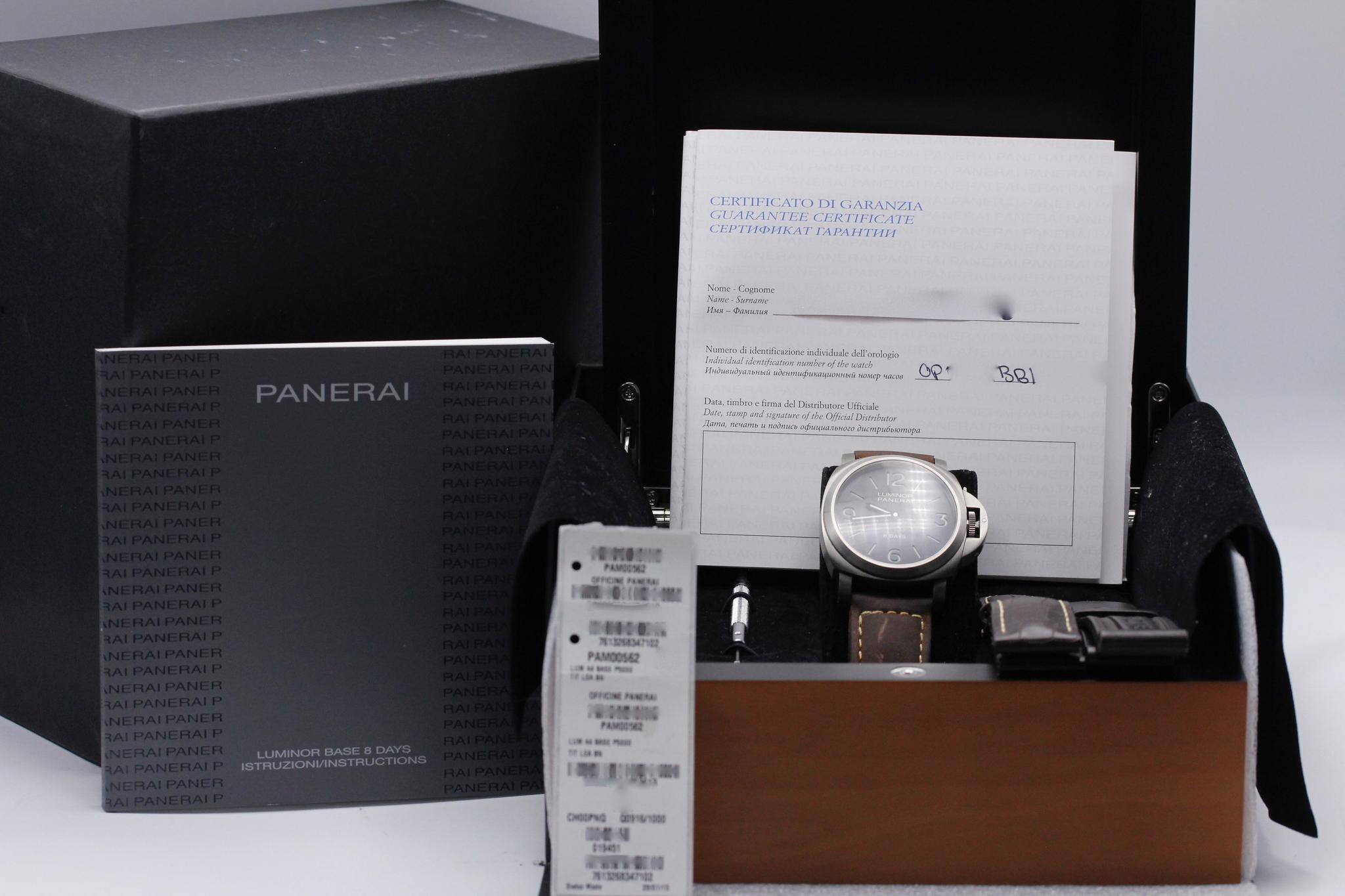 Watch Image 11