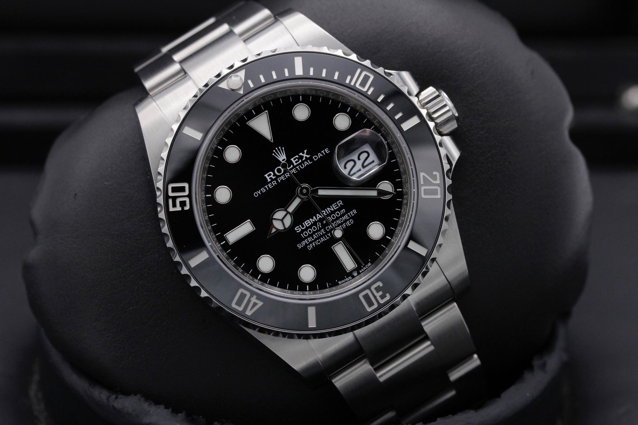 Watch Image 9